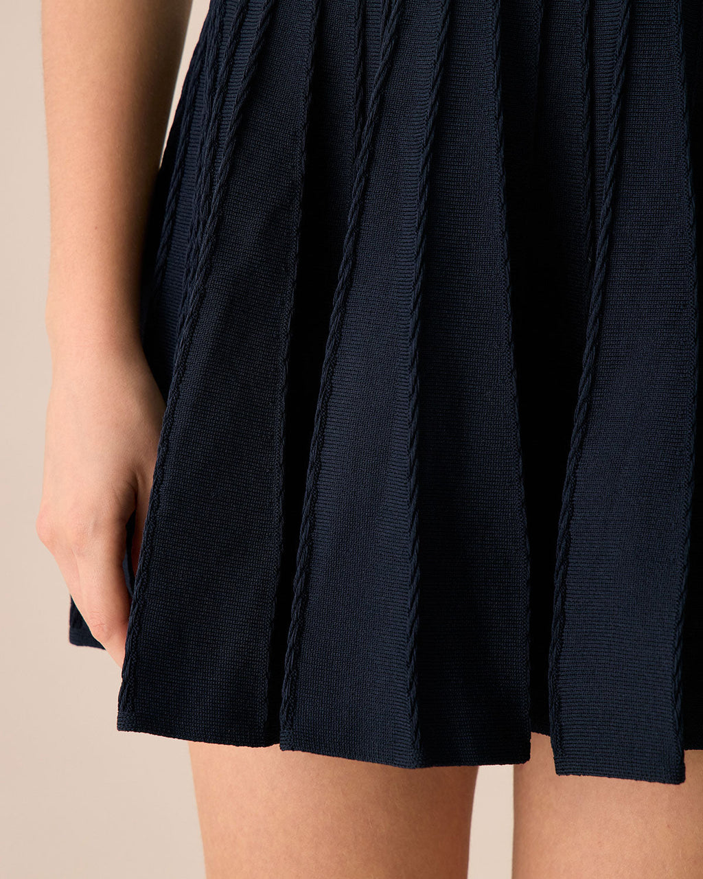 Φόρεμα Με Πλεκτό Πουλόβερ Σε Μπλε Σκούρο Χρώμα