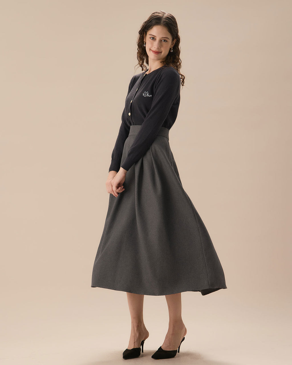 Γκρι Πλεκτή Ζακέτα Με Ένα Κουμπί Και Ριμπ Ύφανση