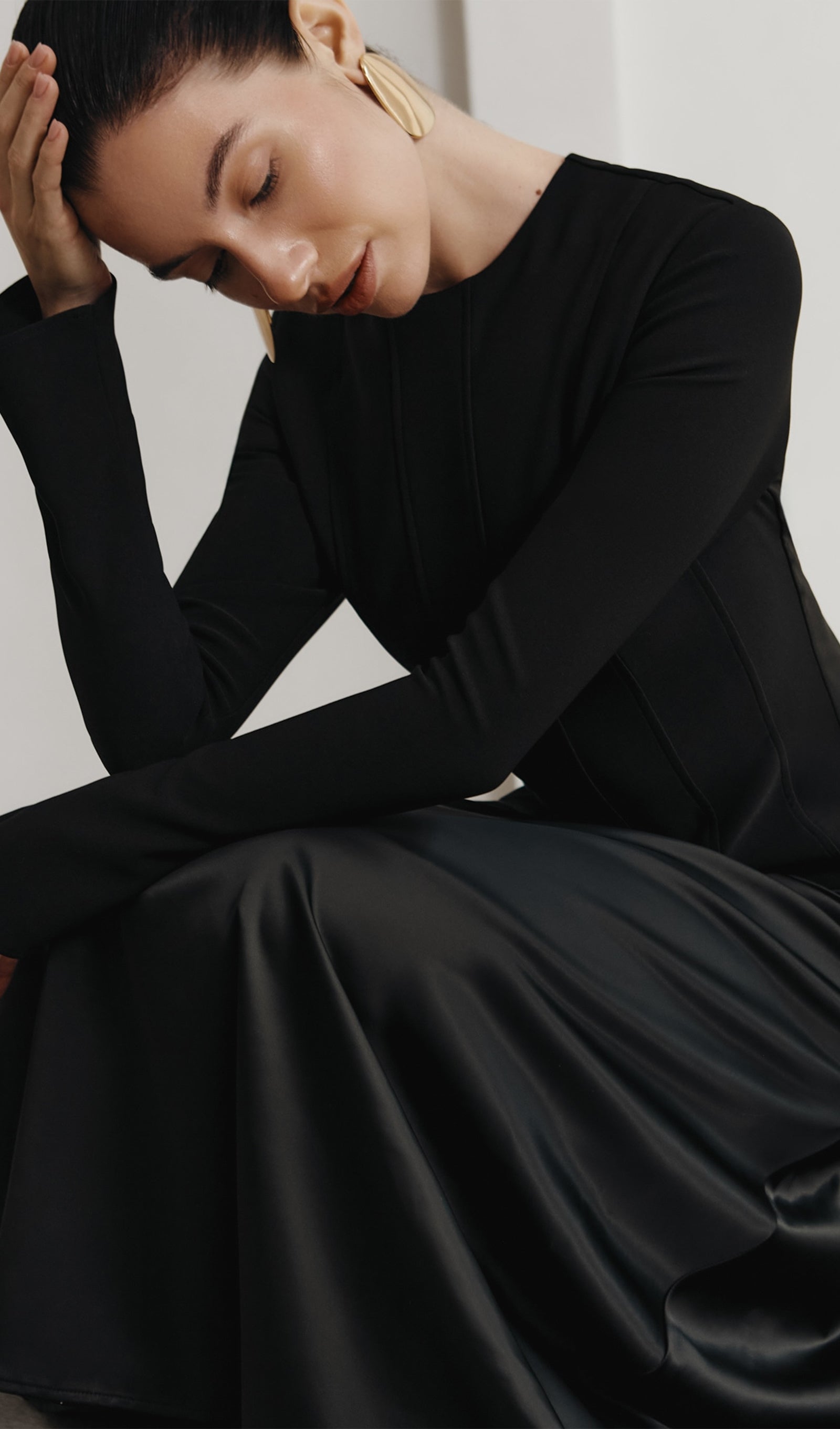 Πλεκτό Σατέν Μακρύ Φόρεμα