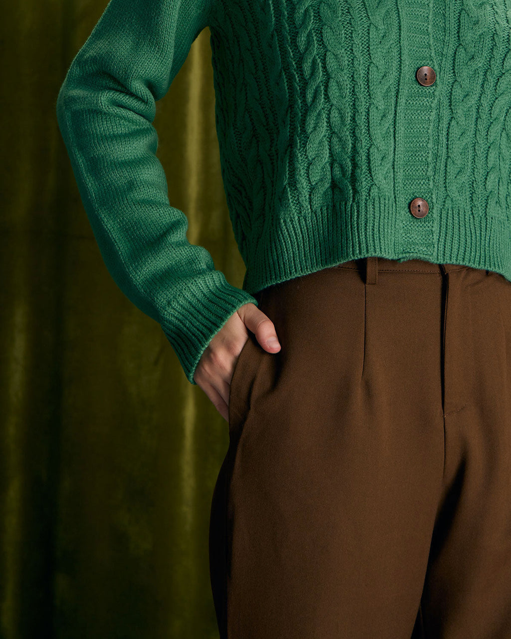 Καφέ Ίσιο Παντελόνι Με Κουμπιά Και Λοξές Τσέπες