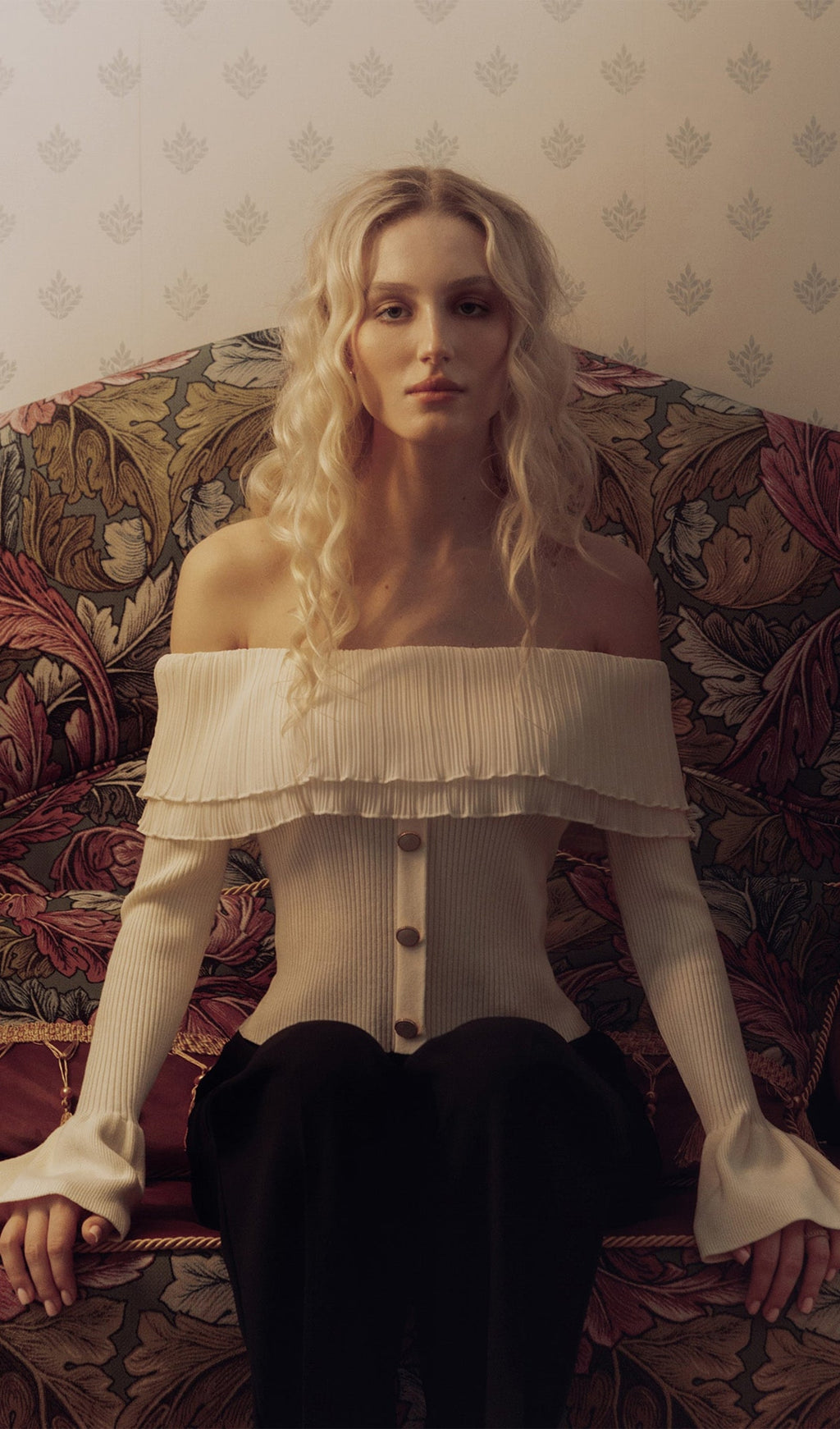 Flier Starplez Μπλούζα Με Βολάν Και Κουμπιά - Κρεμ