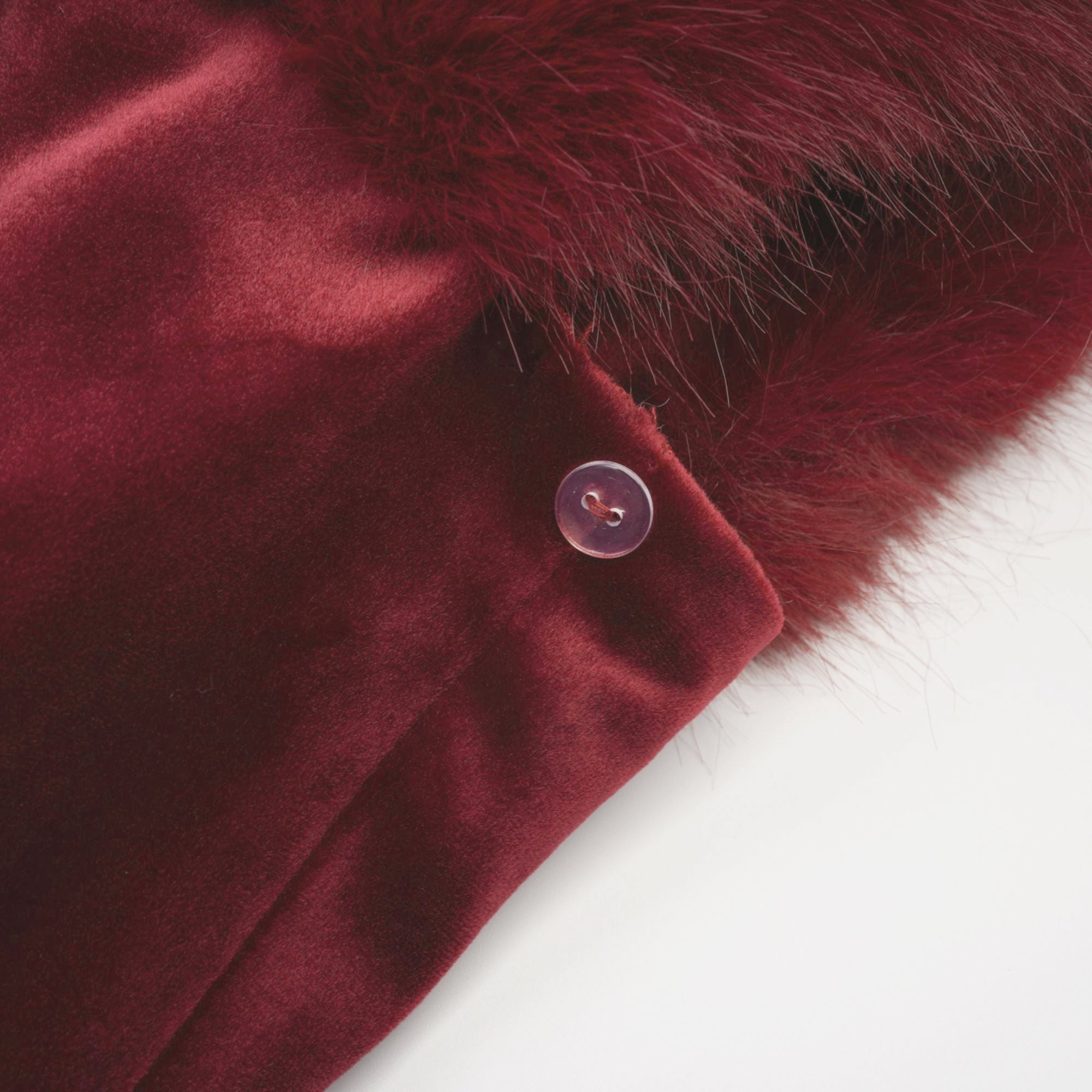 Μίνι Φόρεμα Wivika Από Βελούδο Χωρίς Τιράντες Και Ψεύτικη Γούνα