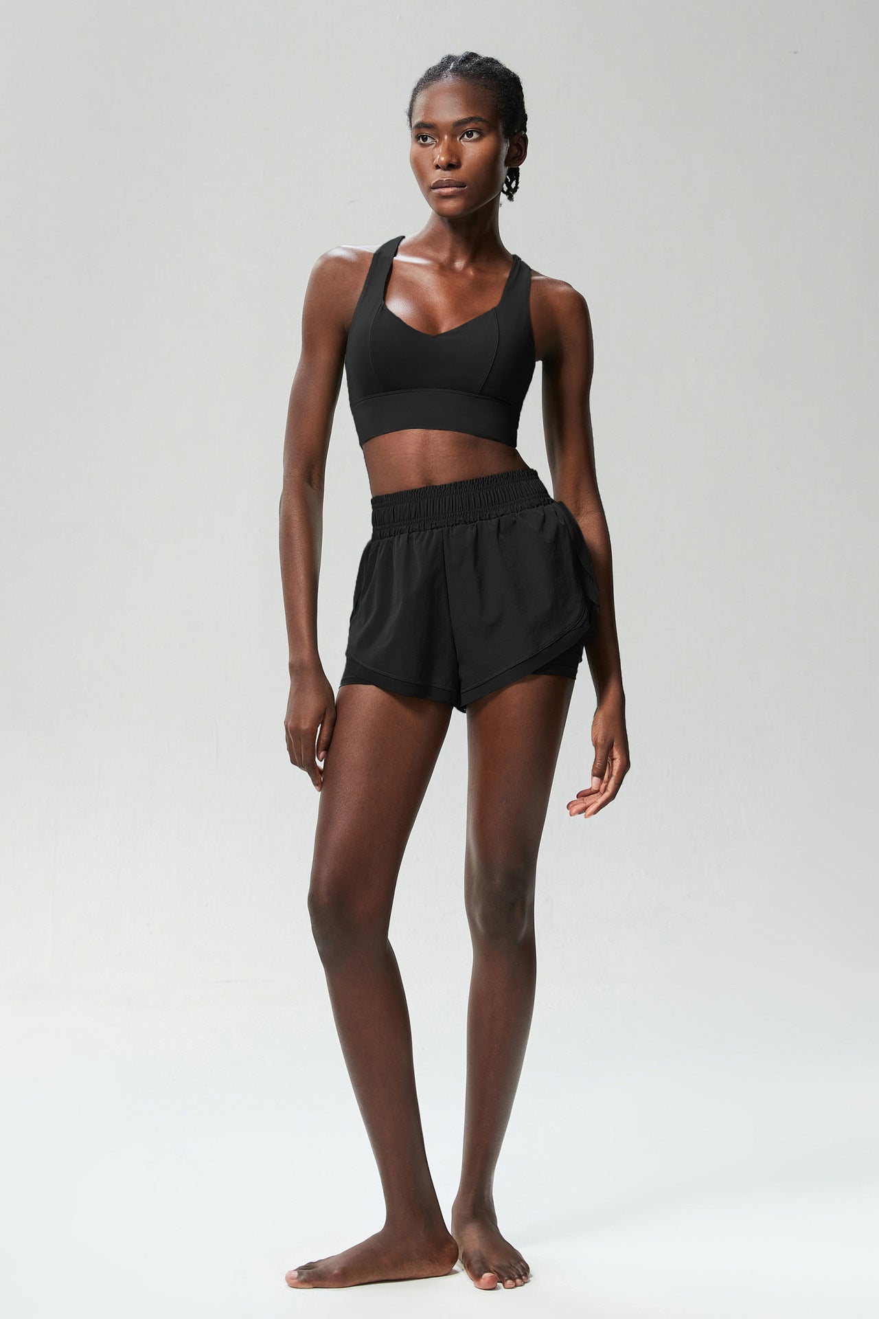 Σουτιέν Racer Με Χιαστί Λεπτομέρειες Στην Πλάτη