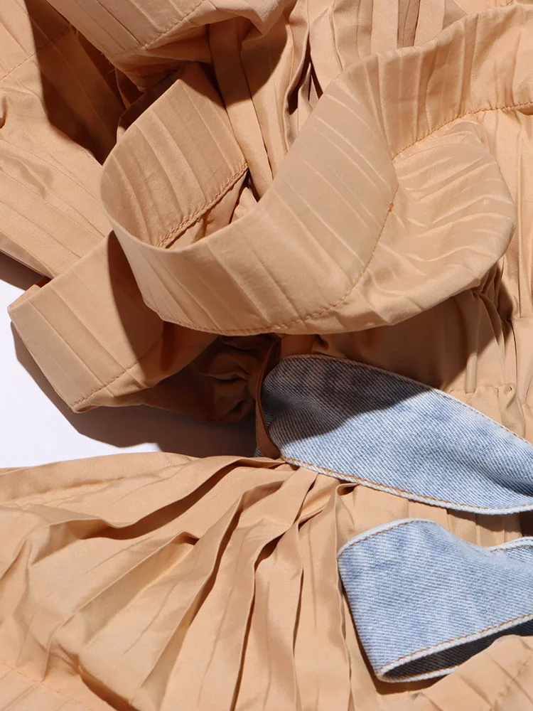 Τζιν Με Πλισέ Βολάν Και Μακρυμάνικο Κορδόνι