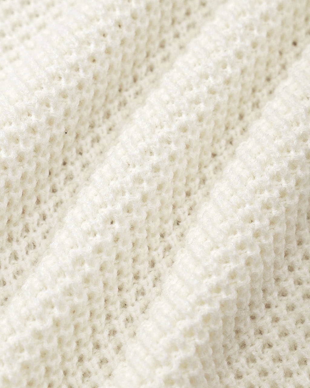 Μπεζ Πουλόβερ Με Δαντέλα Και Μανίκια Σε Αντίθεση Χρώματος