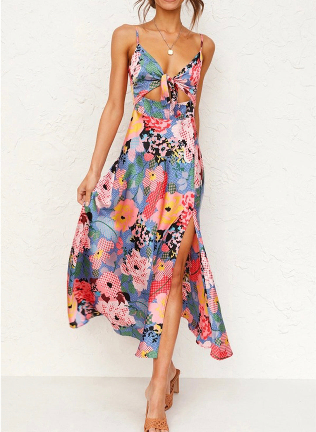 Saten Çiçekli Bölmeli Göğüs Düğmeli Midi Elbise - Riosso