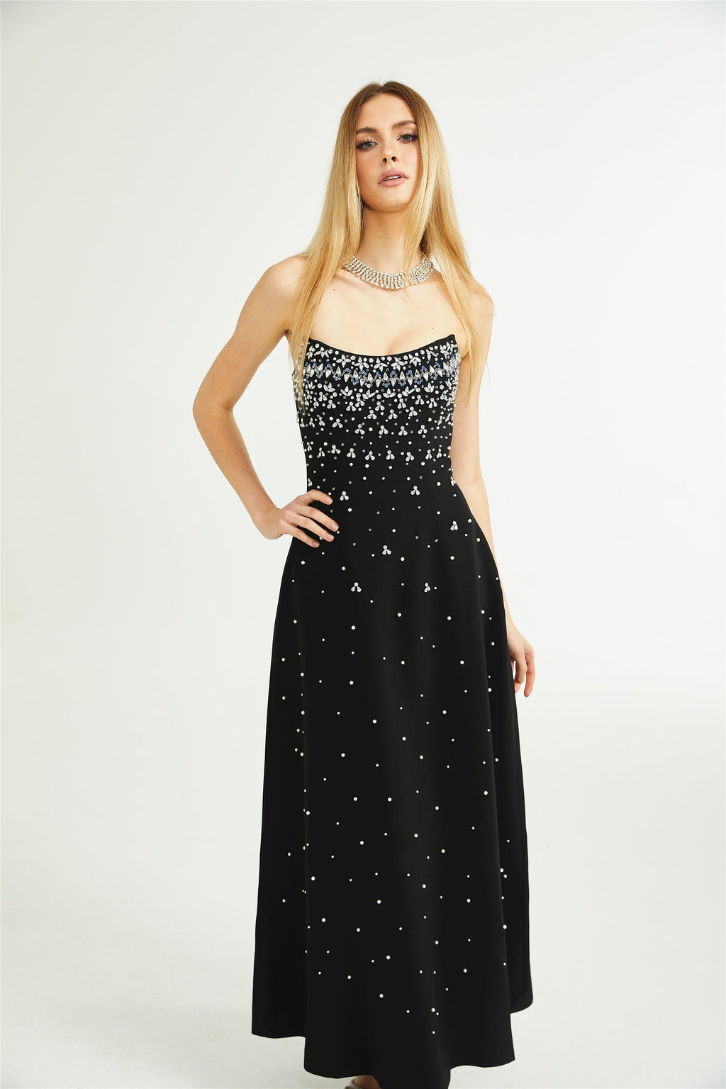 Φόρεμα Μάξι Με Κέντημα Melisande Σε Μαύρο Χρώμα