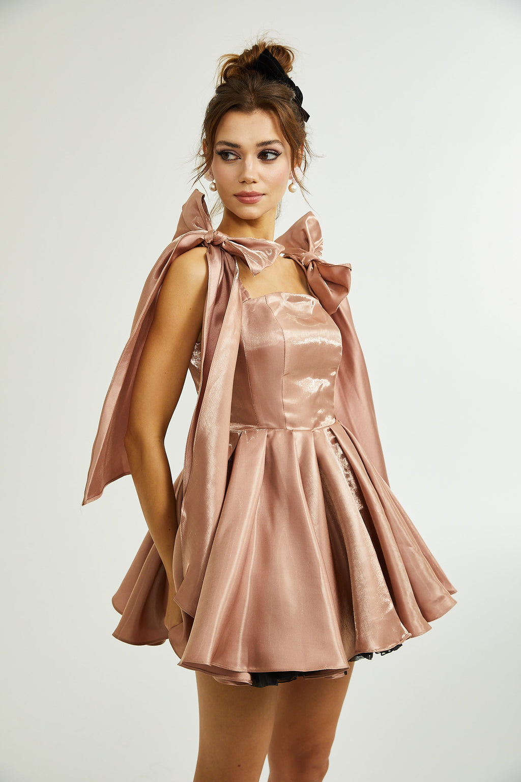 Φόρεμα Με Φαρδιά Γραμμή Catiana Και Φιόγκο