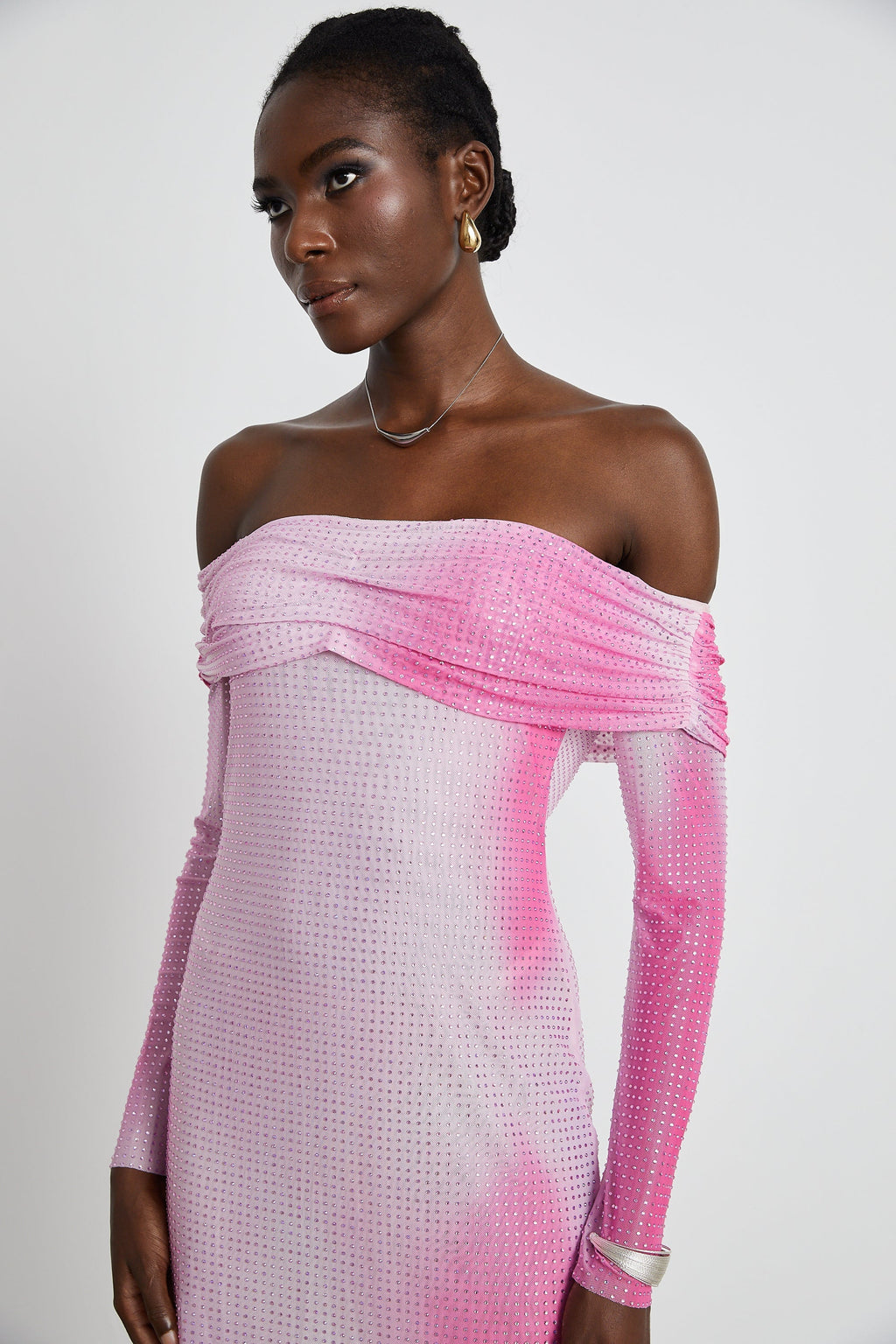 Μίνι Φόρεμα Με Κέντημα Και Έξω Τους Ώμους Από Την Andréa