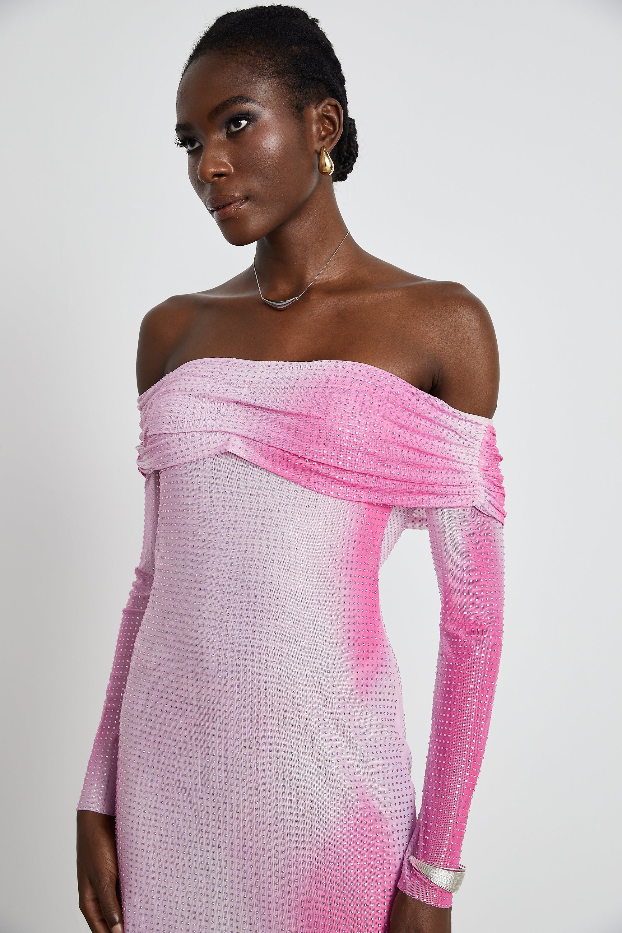 Μίνι Φόρεμα Με Κέντημα Και Έξω Τους Ώμους Από Την Andréa