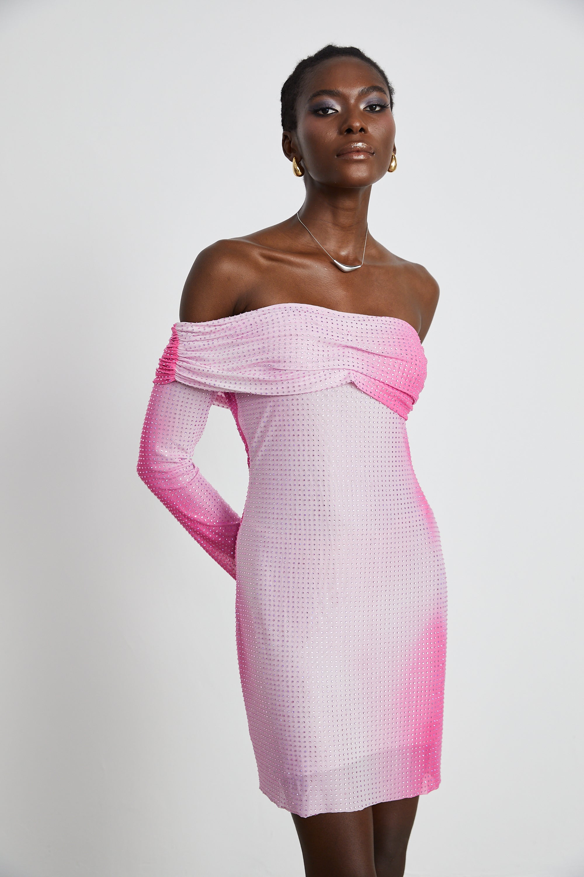 Μίνι Φόρεμα Με Κέντημα Και Έξω Τους Ώμους Από Την Andréa