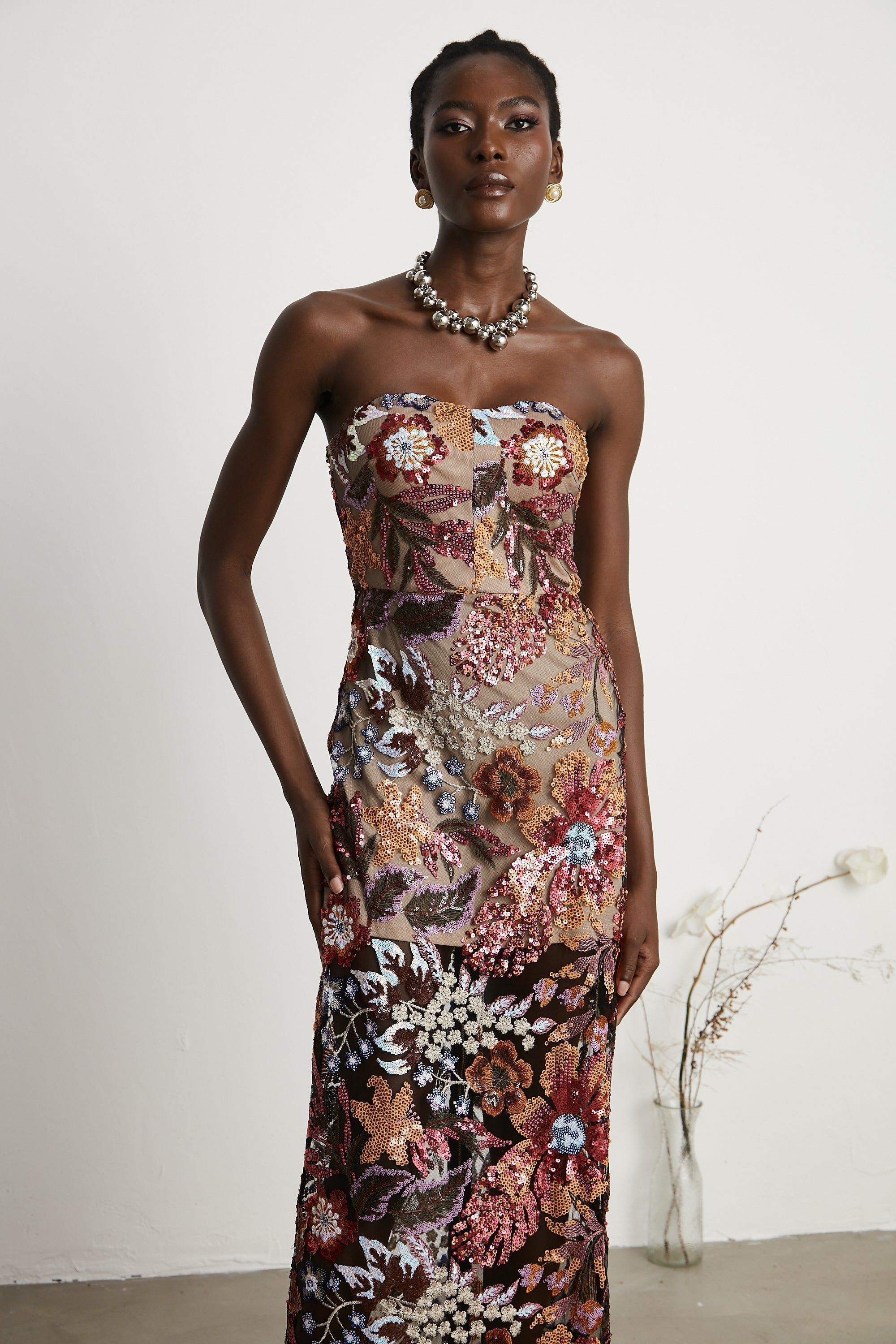 Φόρεμα Μίντι Με Κέντημα Και Πολύχρωμα Λουλούδια, Με Πούλιες Και Prints Thérèse