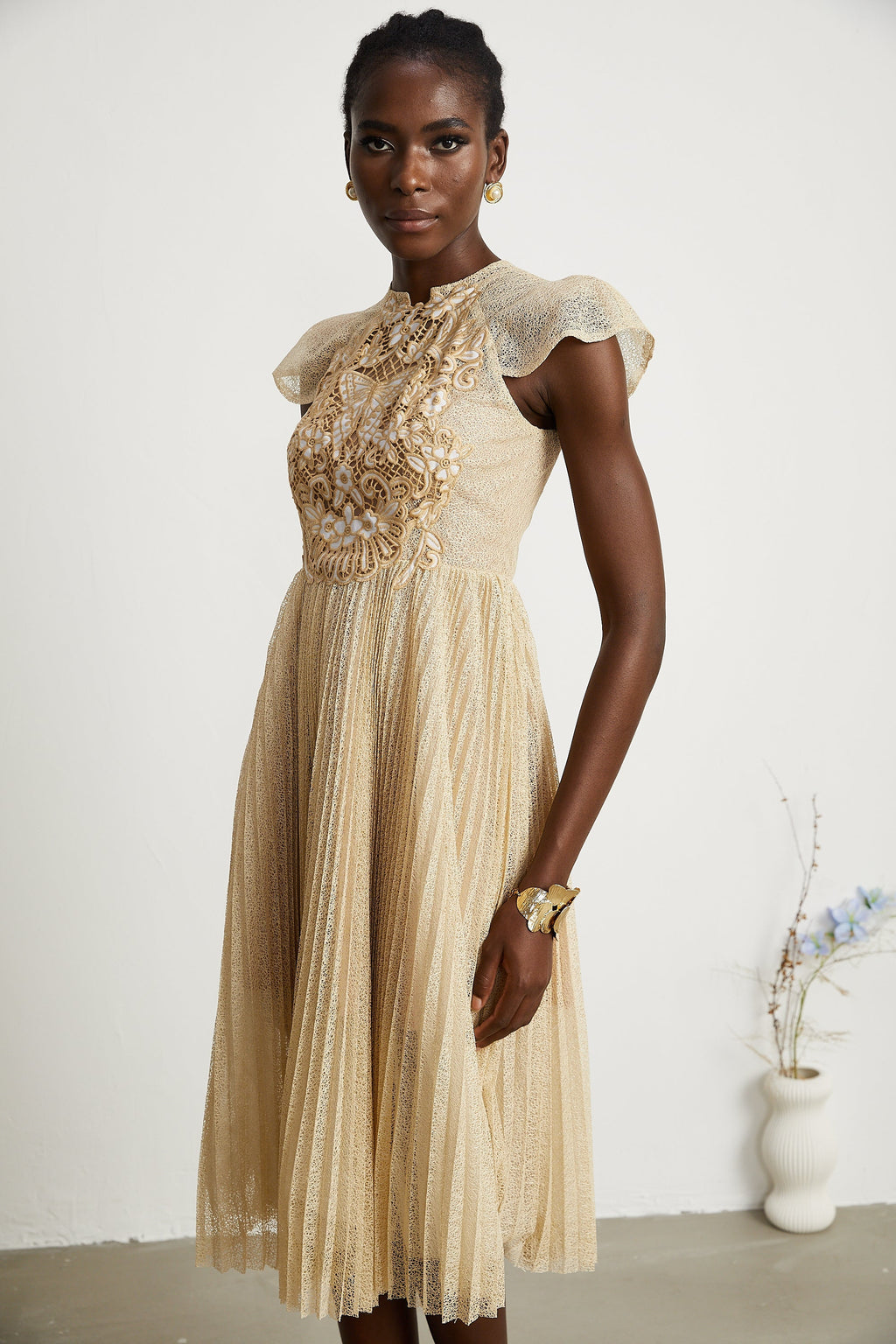 Φόρεμα Μίντι Με Κέντημα Nerissa Με Πλισέ Σχέδιο