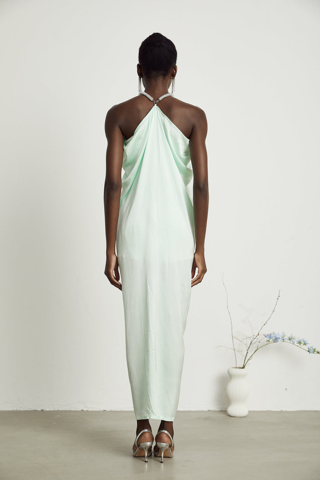 Φόρεμα Μίντι Με Λαιμόκοψη Και Κρυστάλλους Gisèle