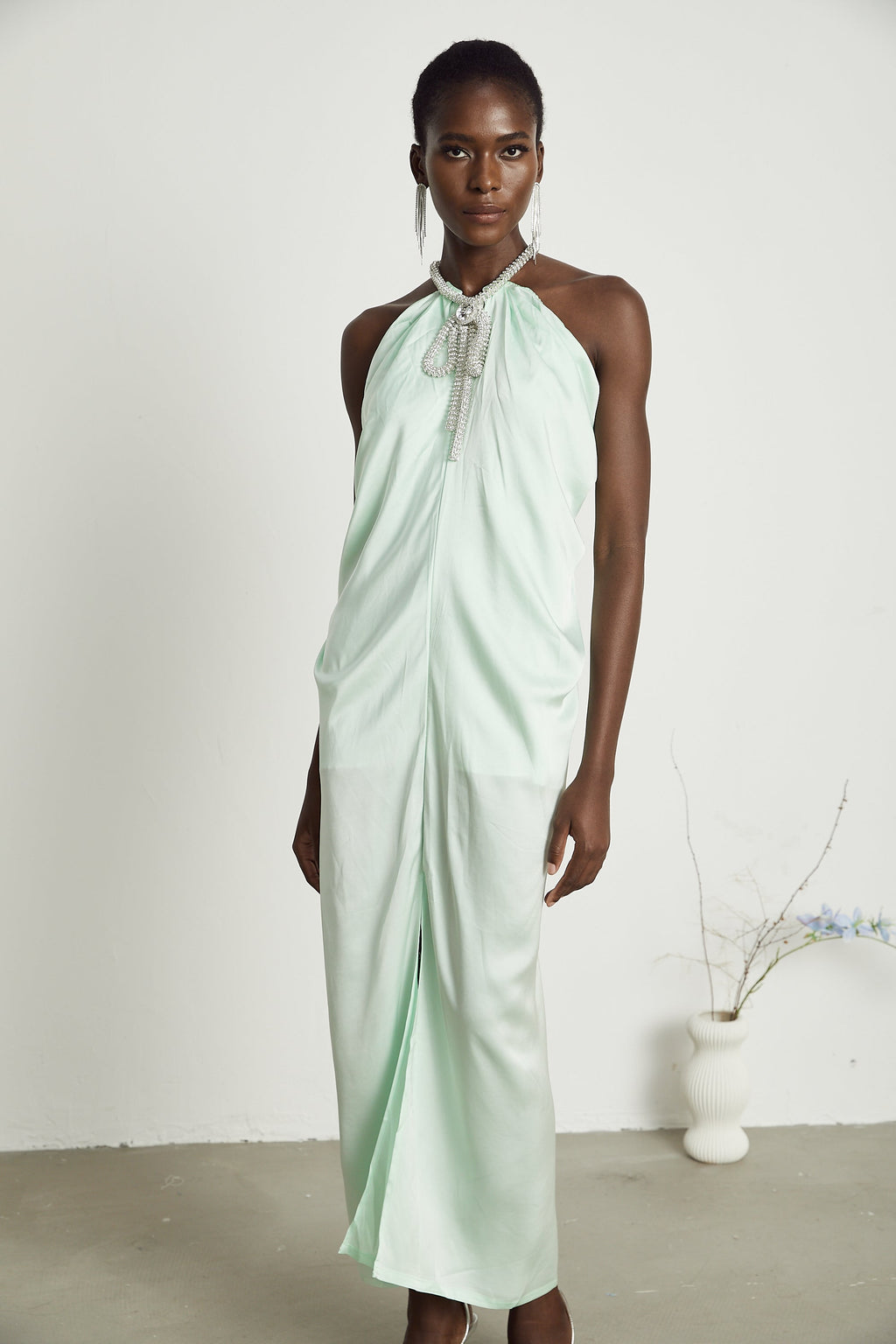 Φόρεμα Μίντι Με Λαιμόκοψη Και Κρυστάλλους Gisèle