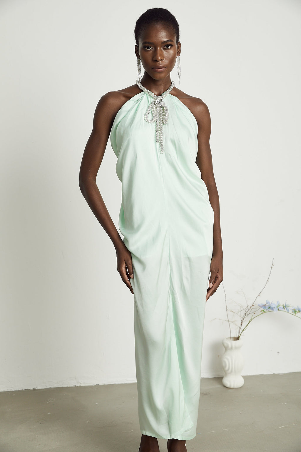 Φόρεμα Μίντι Με Λαιμόκοψη Και Κρυστάλλους Gisèle