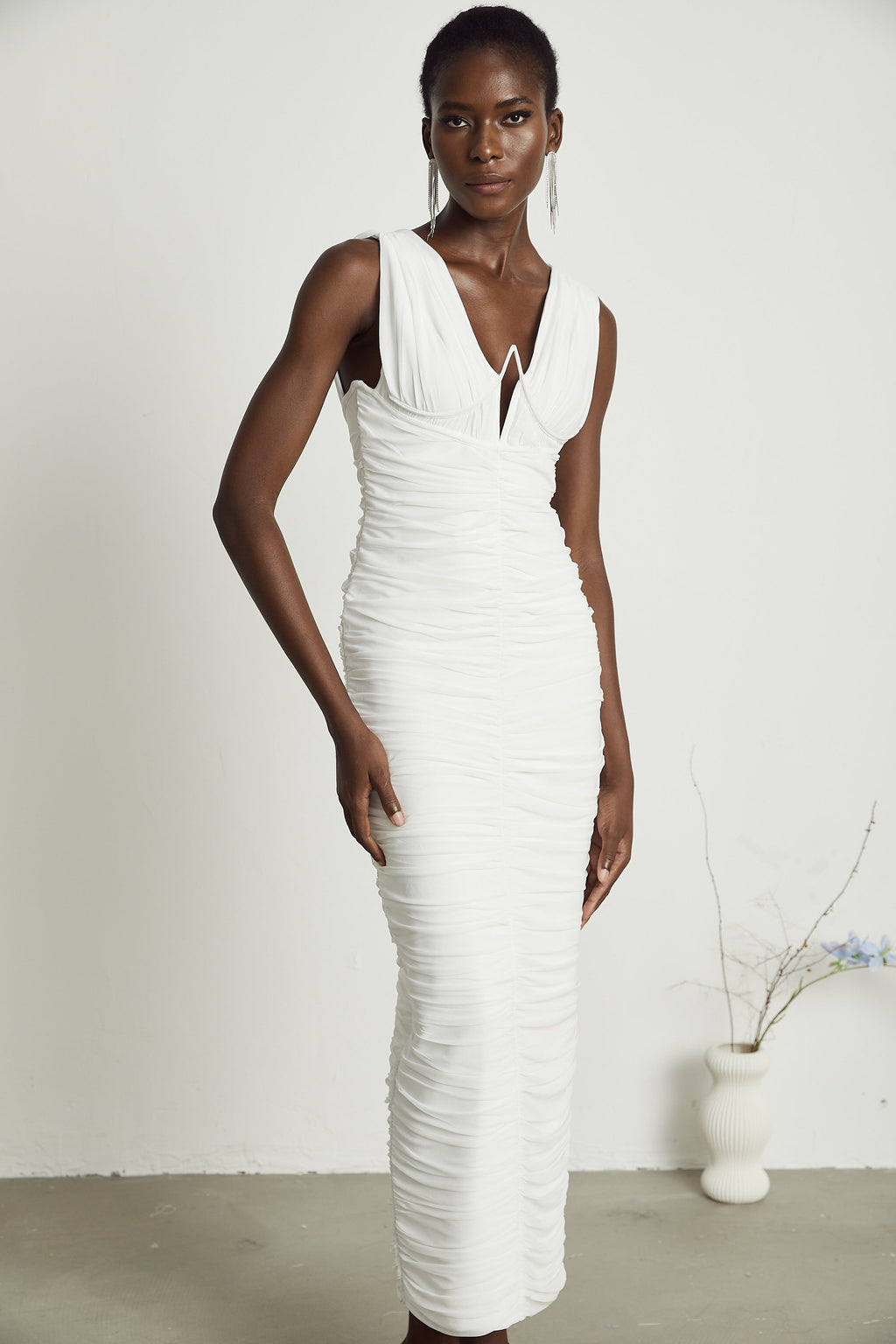 Φόρεμα Liane Με V Λαιμόκοψη Και Πλισέ Μίντι Φόρεμα