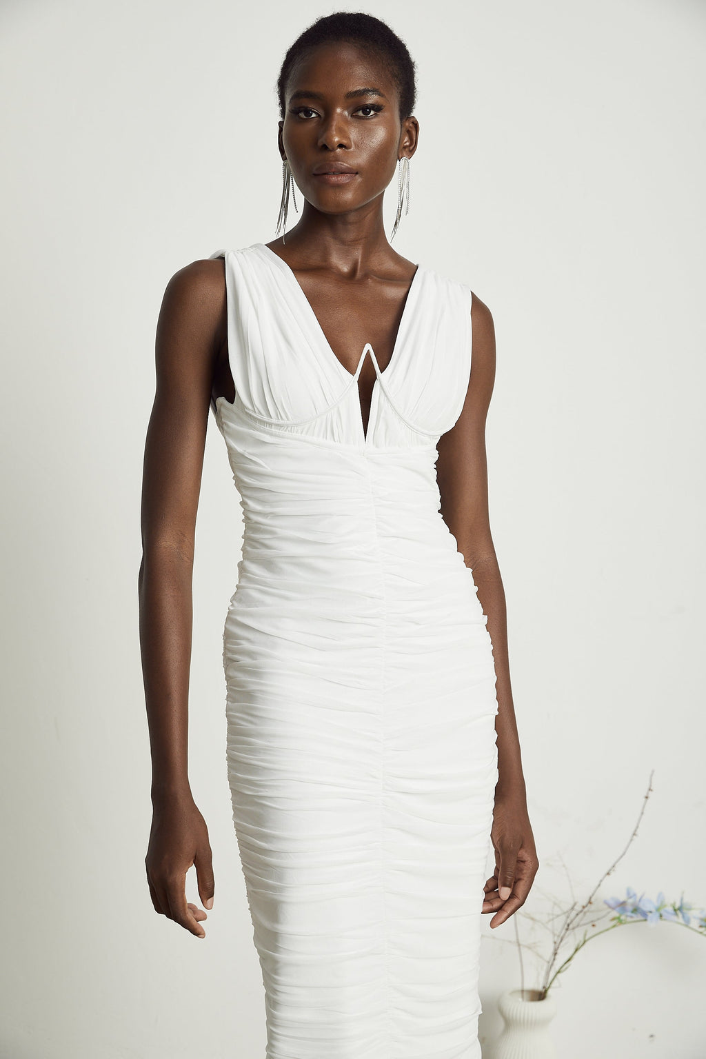 Φόρεμα Liane Με V Λαιμόκοψη Και Πλισέ Μίντι Φόρεμα