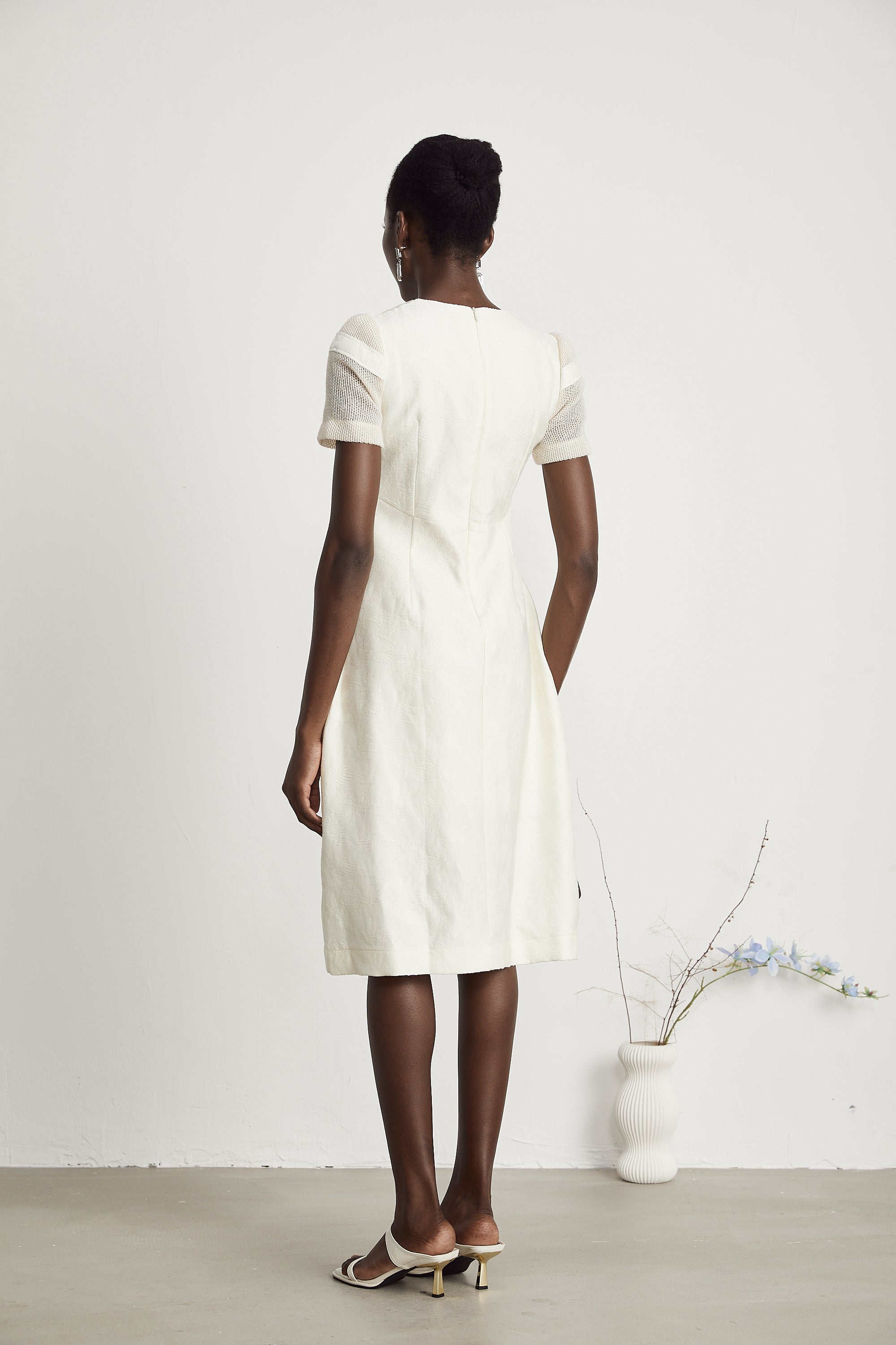 Φόρεμα Diane Με Κέντημα Και Λουλούδια