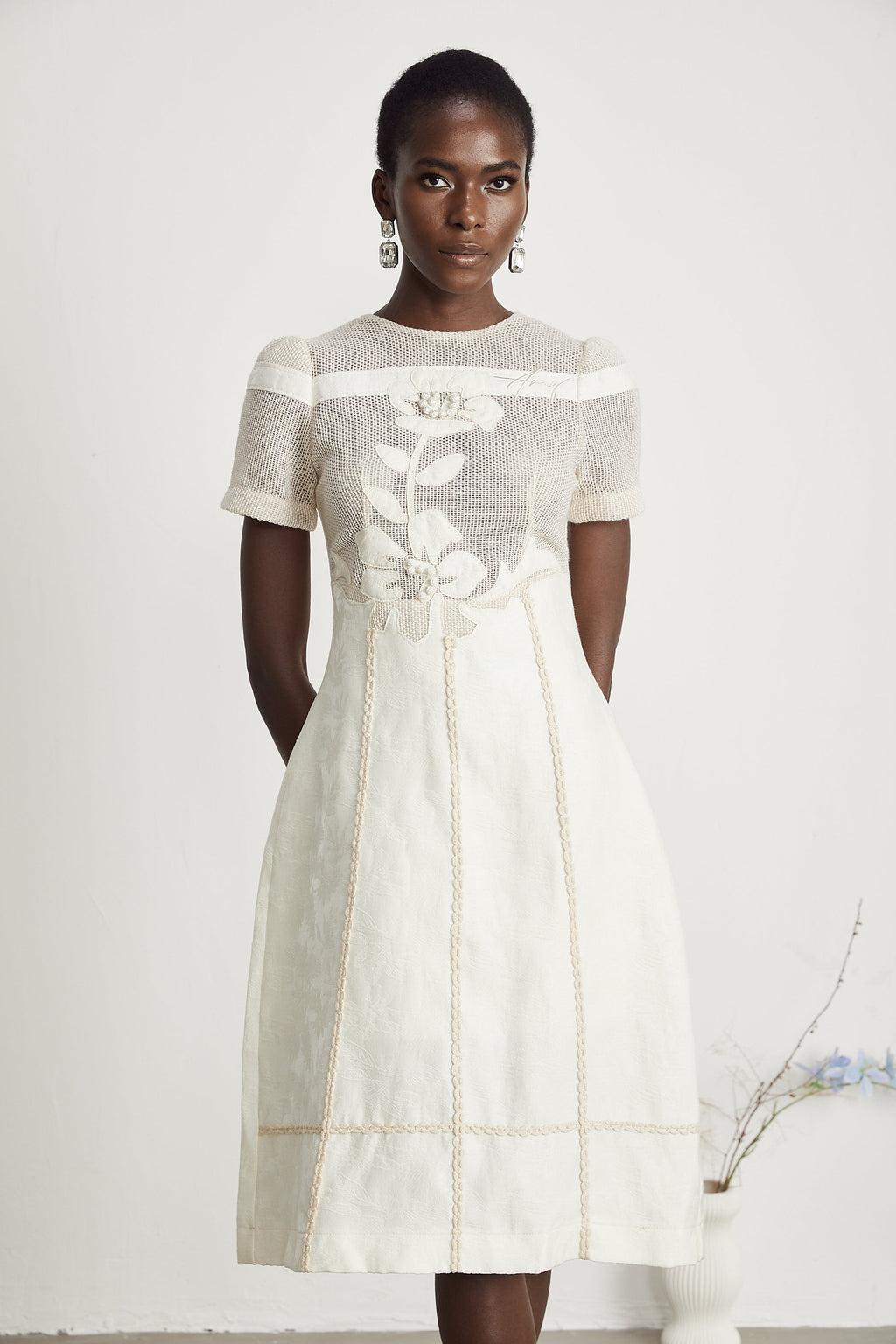 Φόρεμα Diane Με Κέντημα Και Λουλούδια