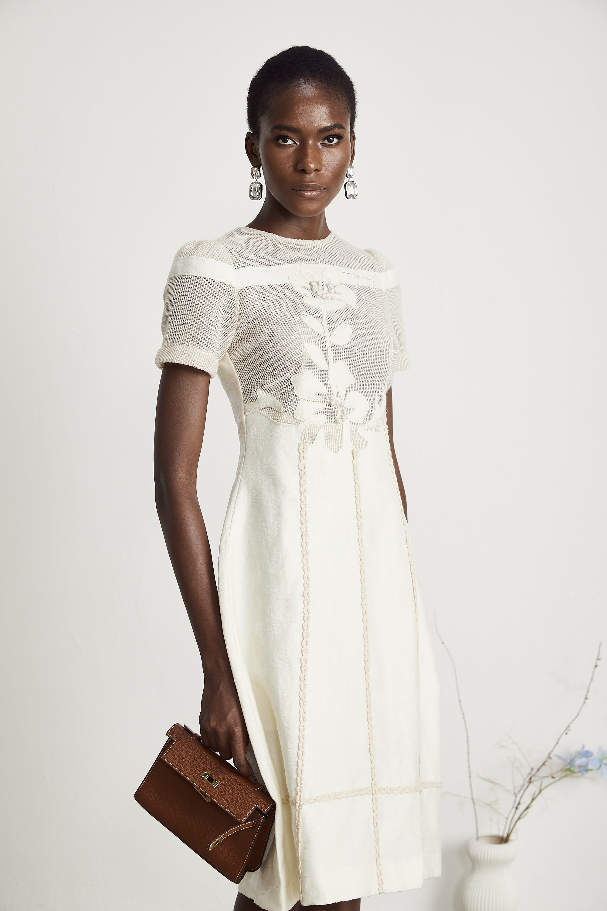 Φόρεμα Diane Με Κέντημα Και Λουλούδια