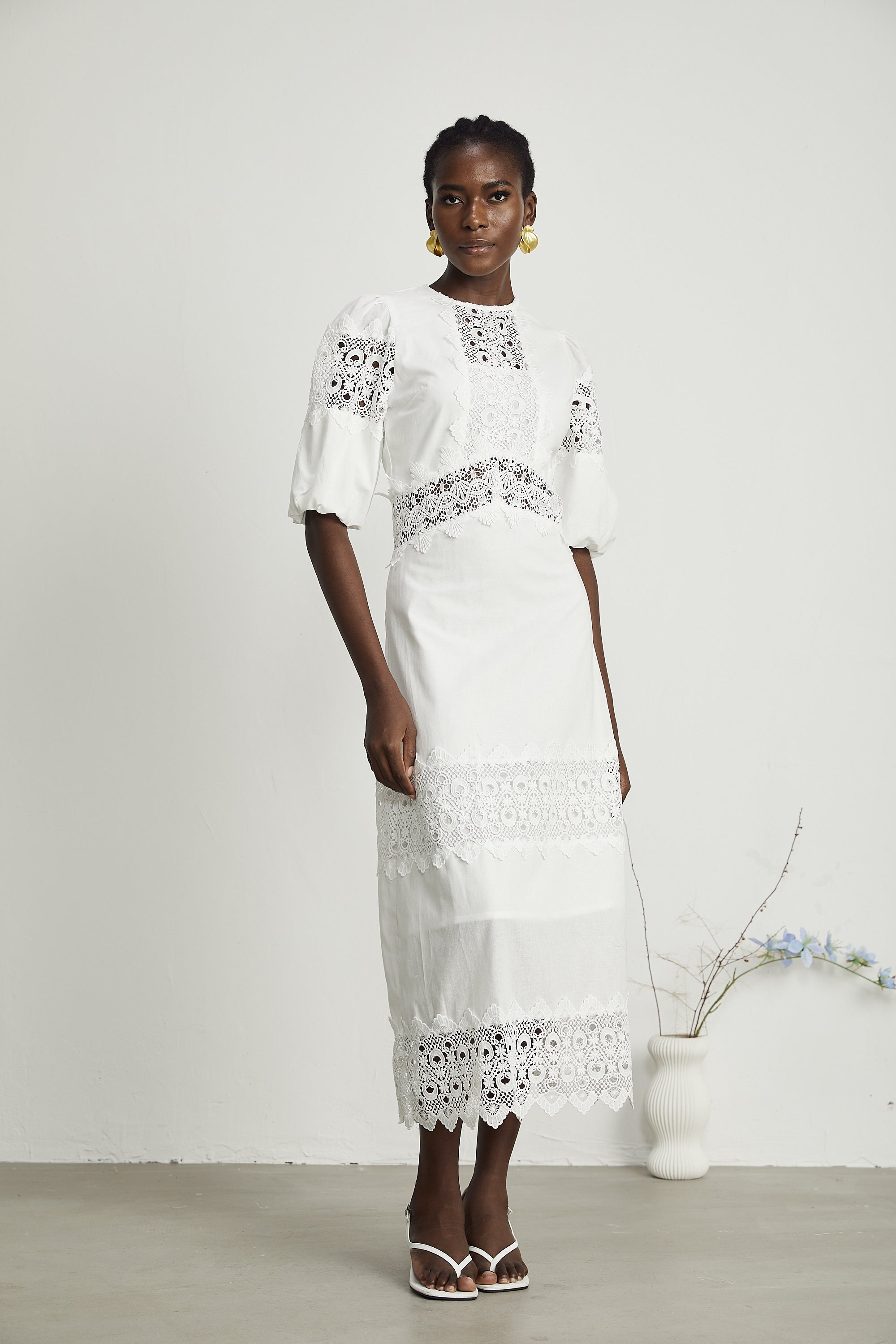 Φόρεμα Μίντι Με Δαντέλα Louise Και Λεπτομέρειες