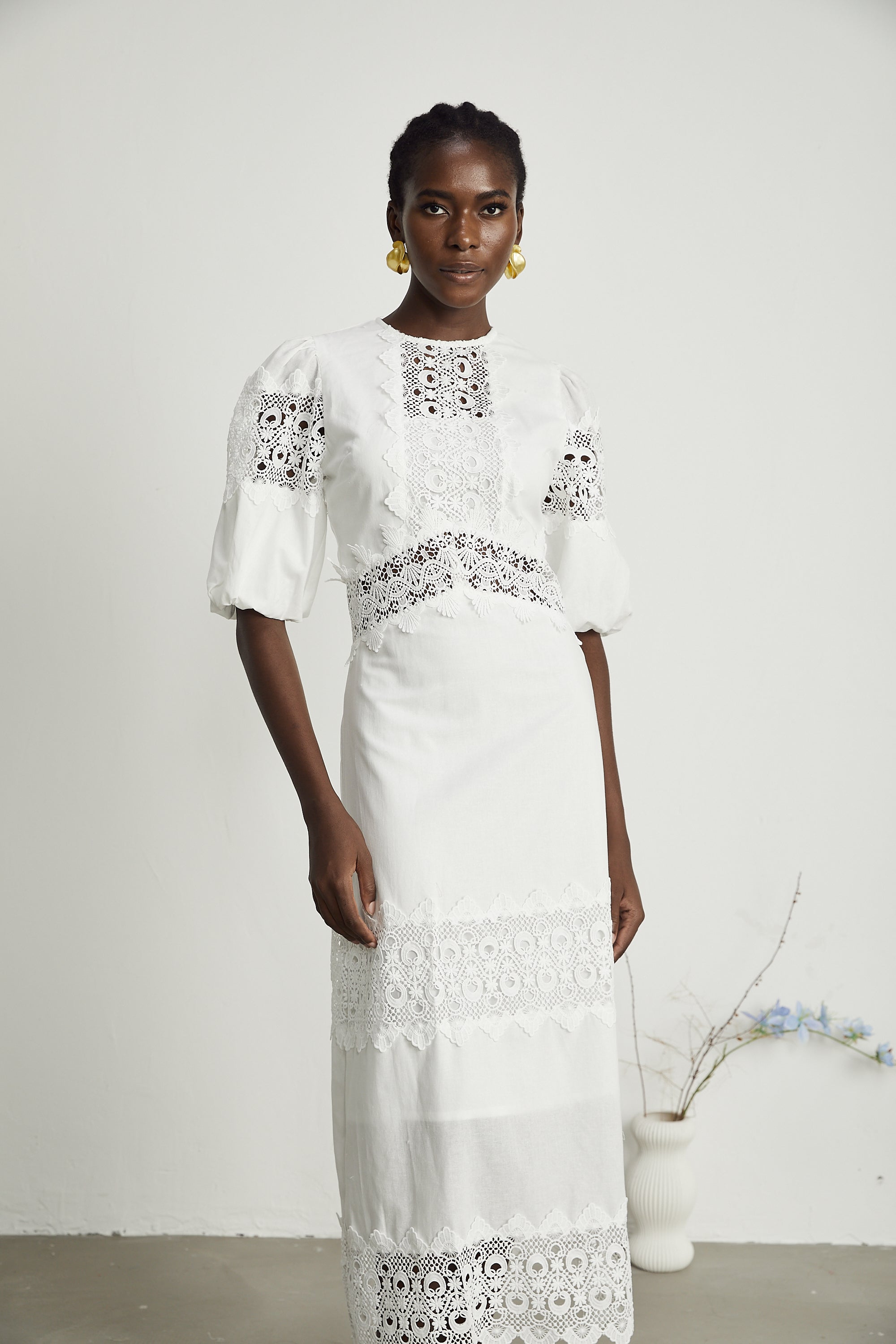 Φόρεμα Μίντι Με Δαντέλα Louise Και Λεπτομέρειες