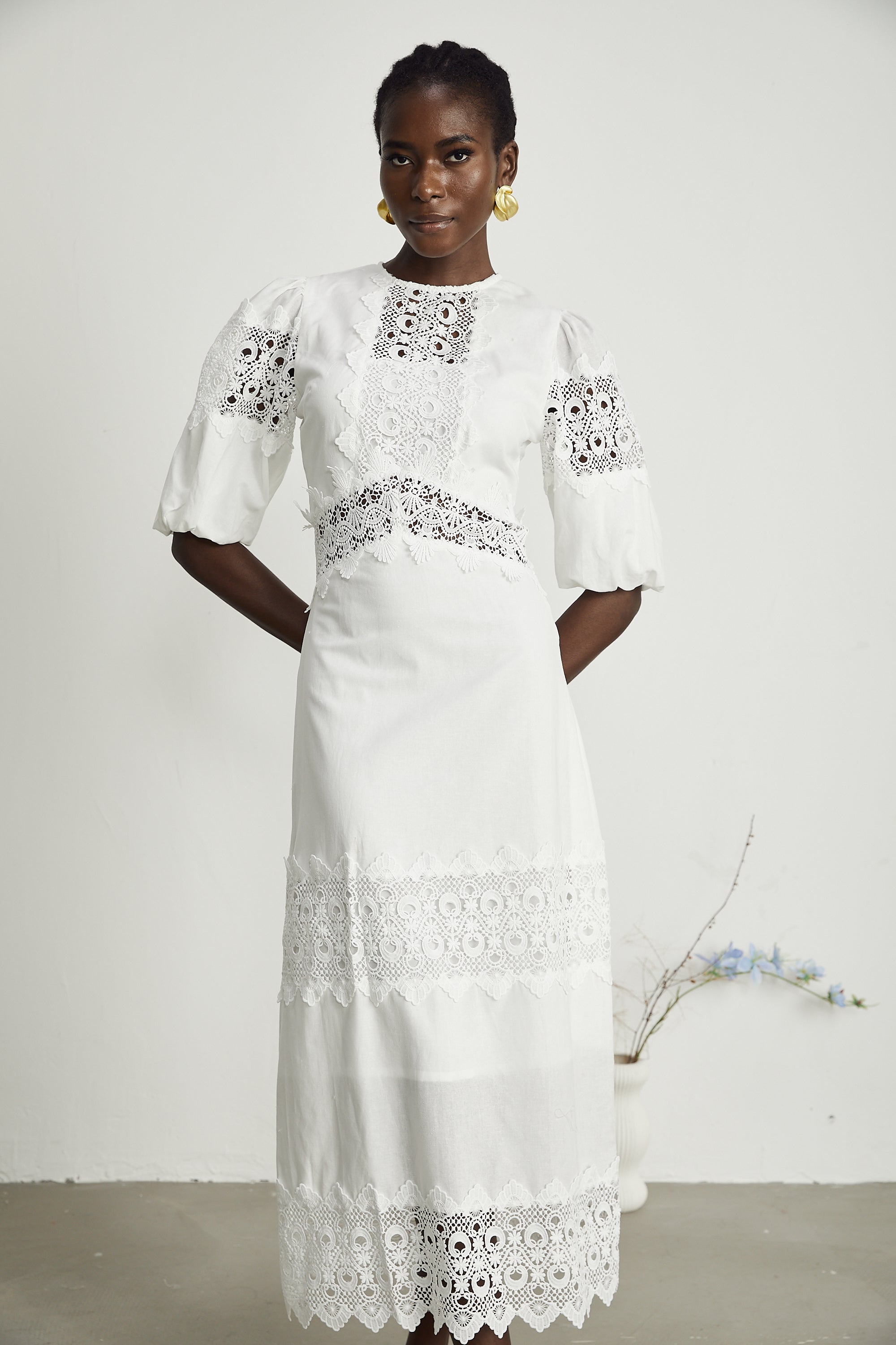 Φόρεμα Μίντι Με Δαντέλα Louise Και Λεπτομέρειες