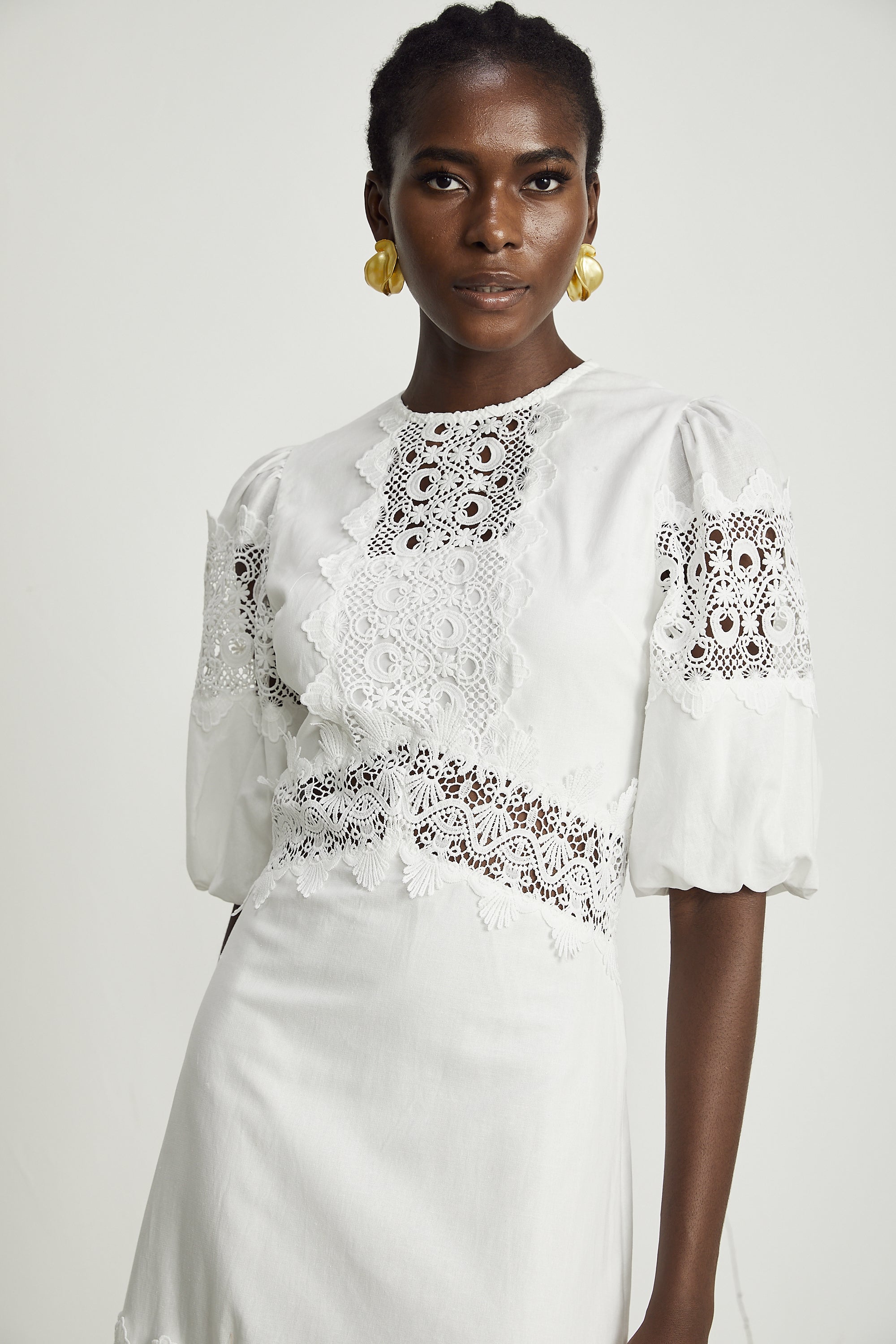 Φόρεμα Μίντι Με Δαντέλα Louise Και Λεπτομέρειες