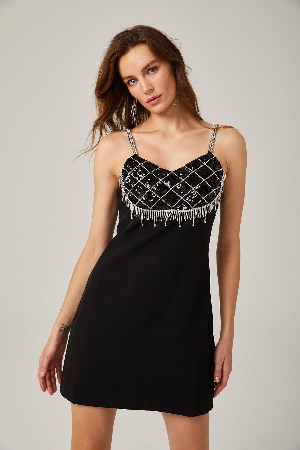 Μαύρο Μίνι Φόρεμα Με Κέντημα Seraphina