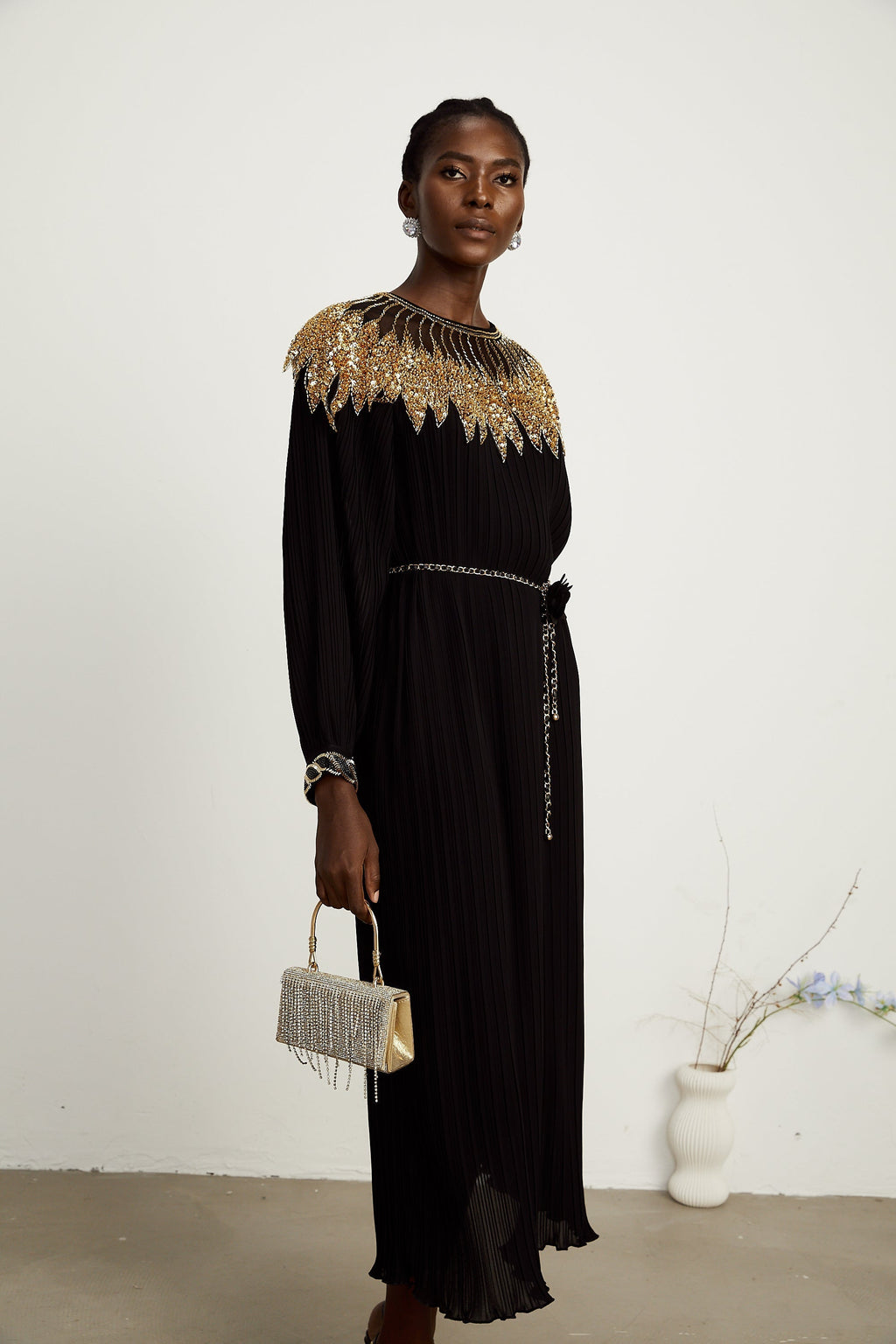 Μαύρο Φόρεμα Μίντι Με Πούλιες Από Τούλι Και Ριμπ Ύφανση Hélène