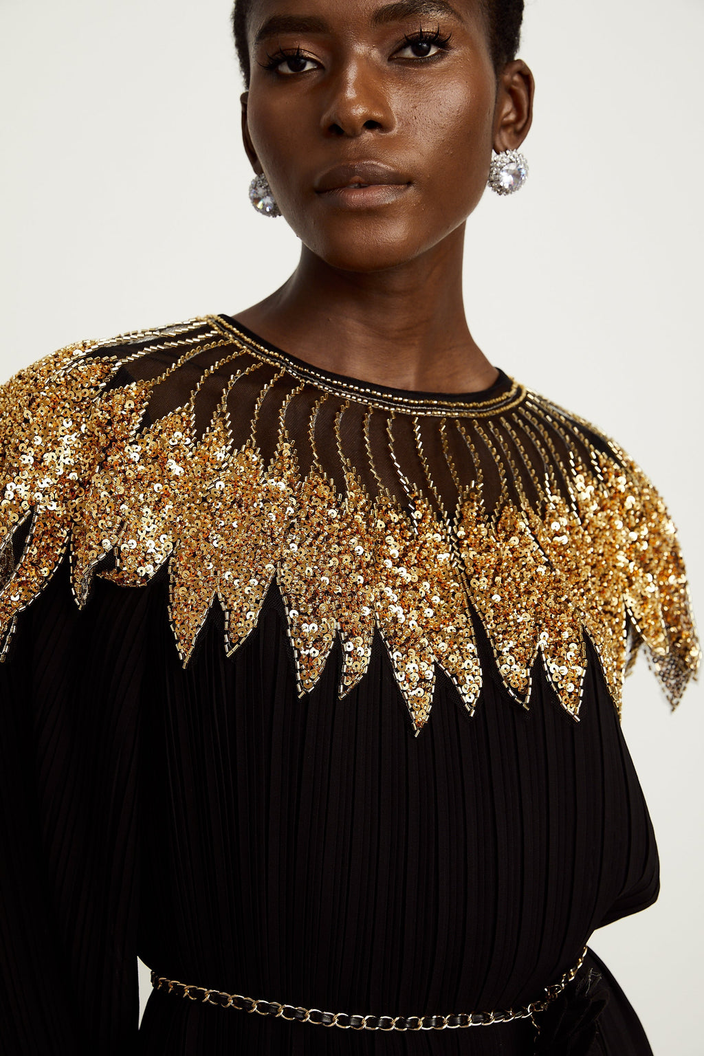 Μαύρο Φόρεμα Μίντι Με Πούλιες Από Τούλι Και Ριμπ Ύφανση Hélène