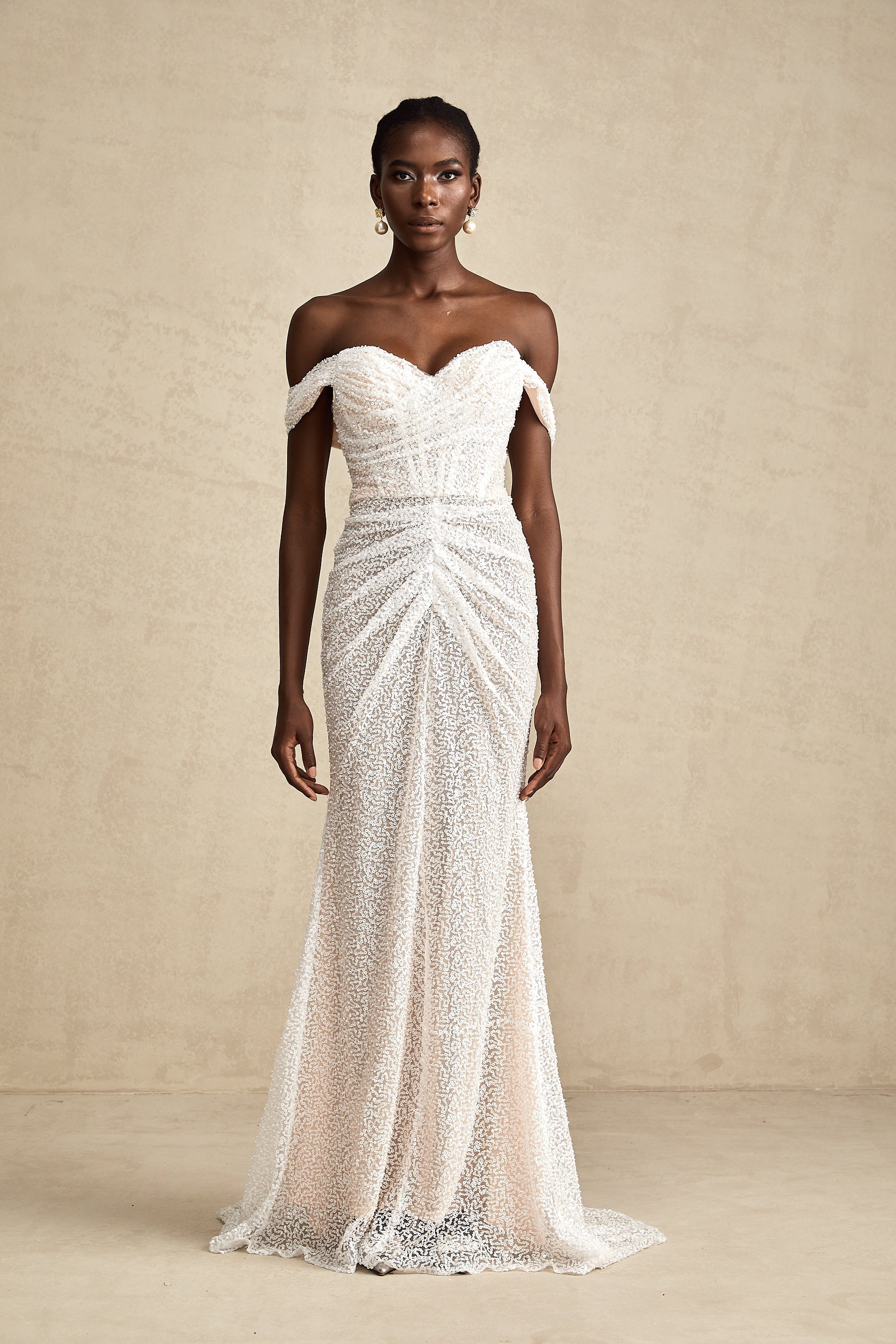 Φόρεμα Margot Με Λευκό Κέντημα Και Έξω Ώμους