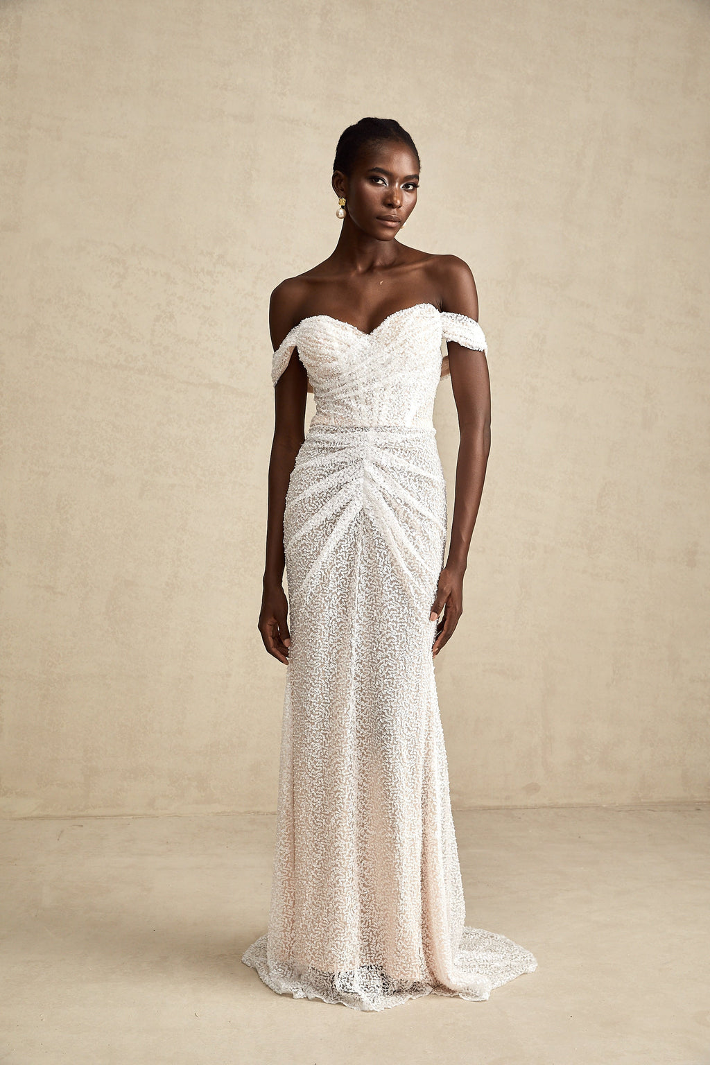 Φόρεμα Margot Με Λευκό Κέντημα Και Έξω Ώμους