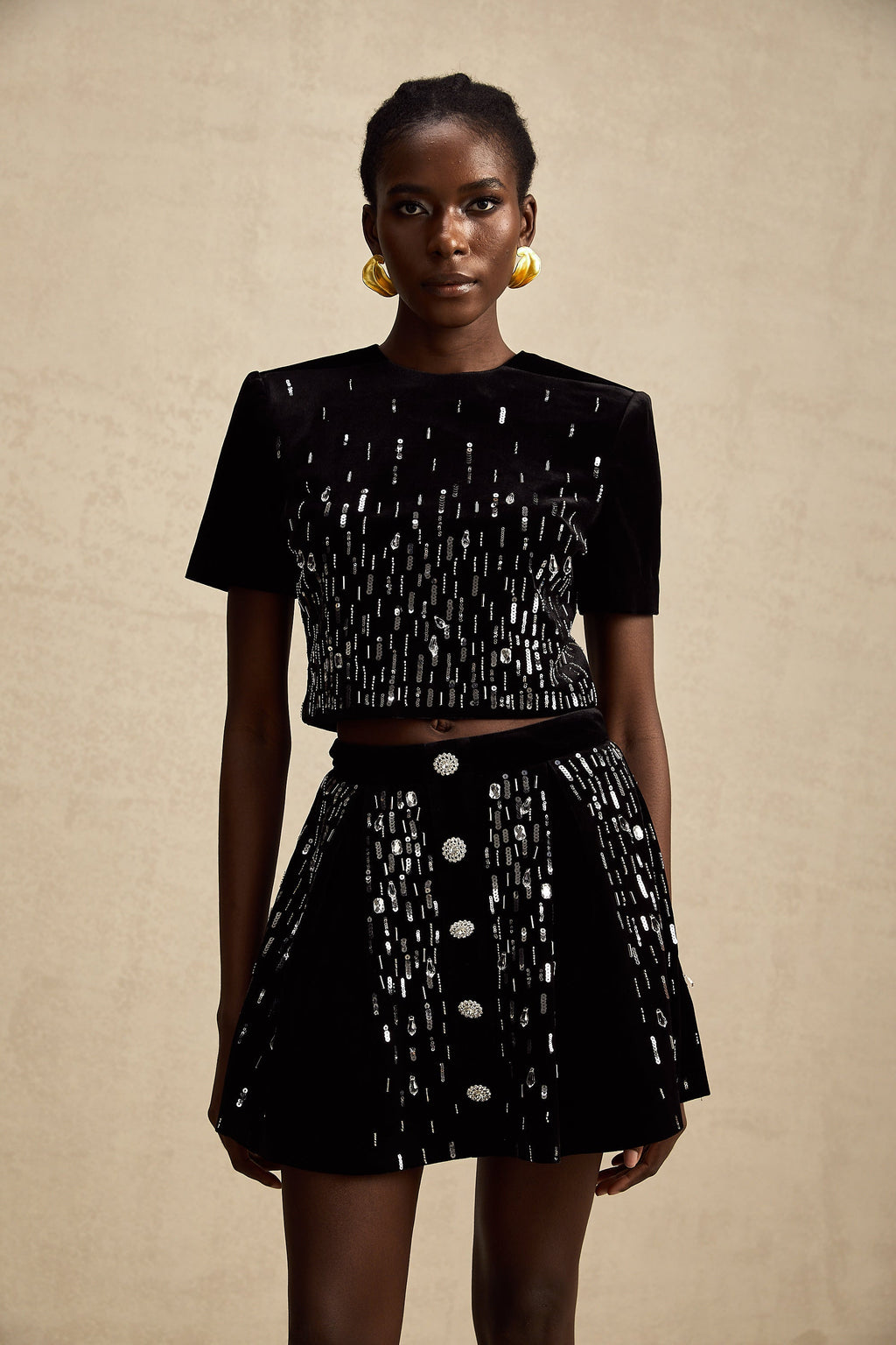 Σετ Ασορτί Τοπ Και Φούστας Με Κέντημα Isabeau Black Velvet