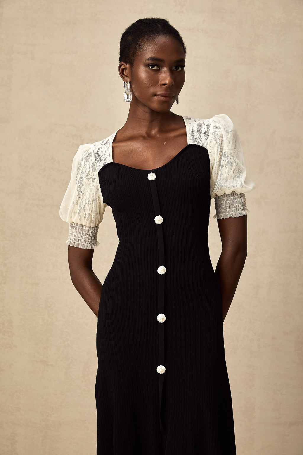 Φόρεμα Midi Με Δαντέλα Noa Και Λεπτομέρειες