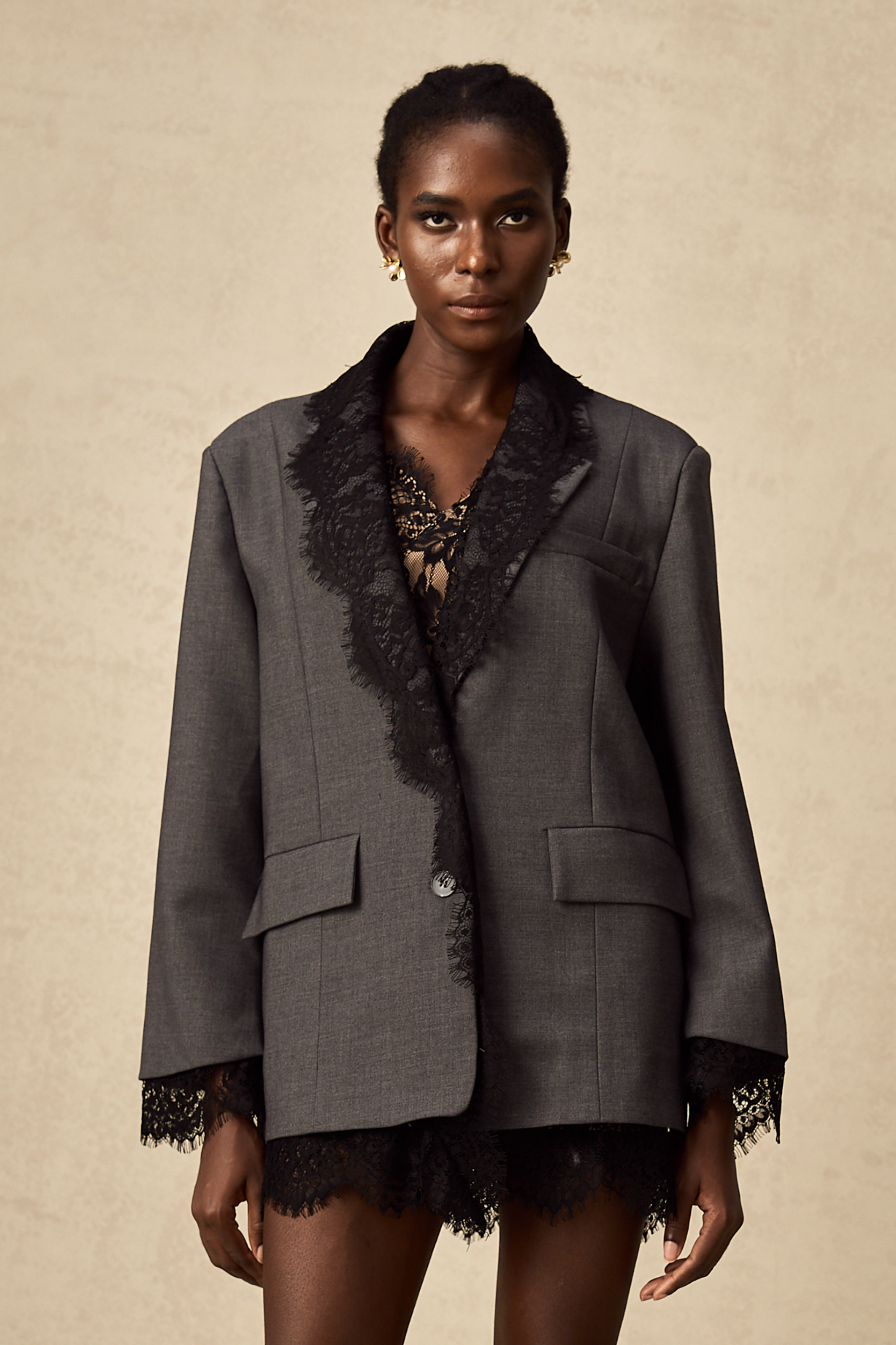 Σακάκι Με Δαντέλα Dianthe Σε Γκρι Χρώμα