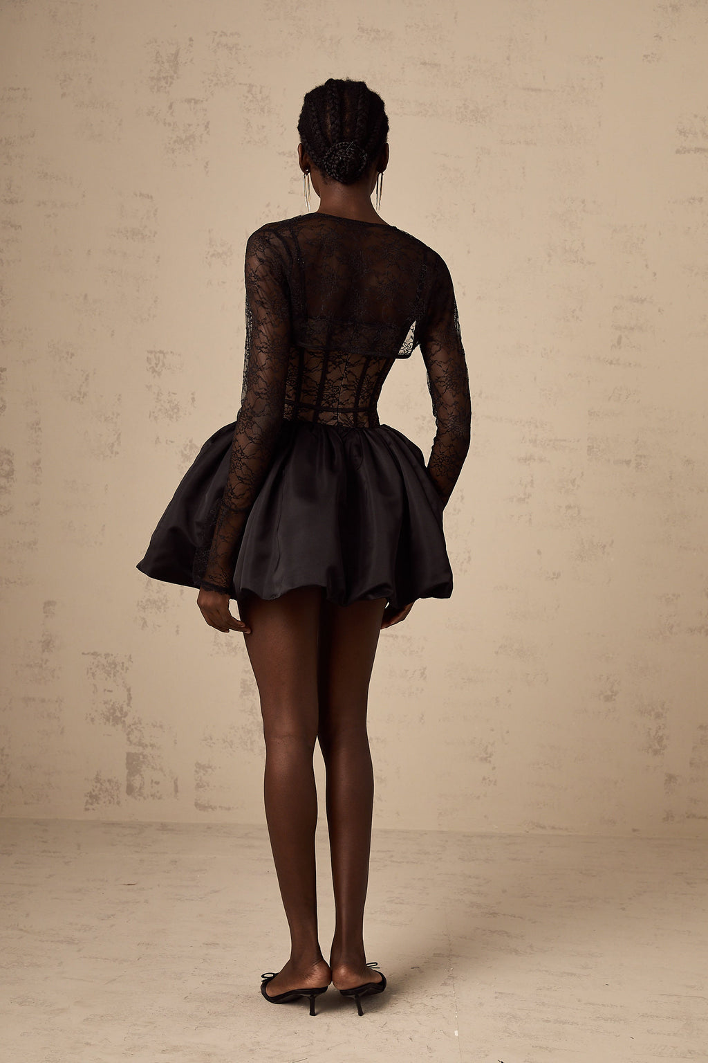 Σετ Ασορτί Γιλέκου Και Φορέματος Louise Με Μαύρο Φλοράλ Δαντέλα