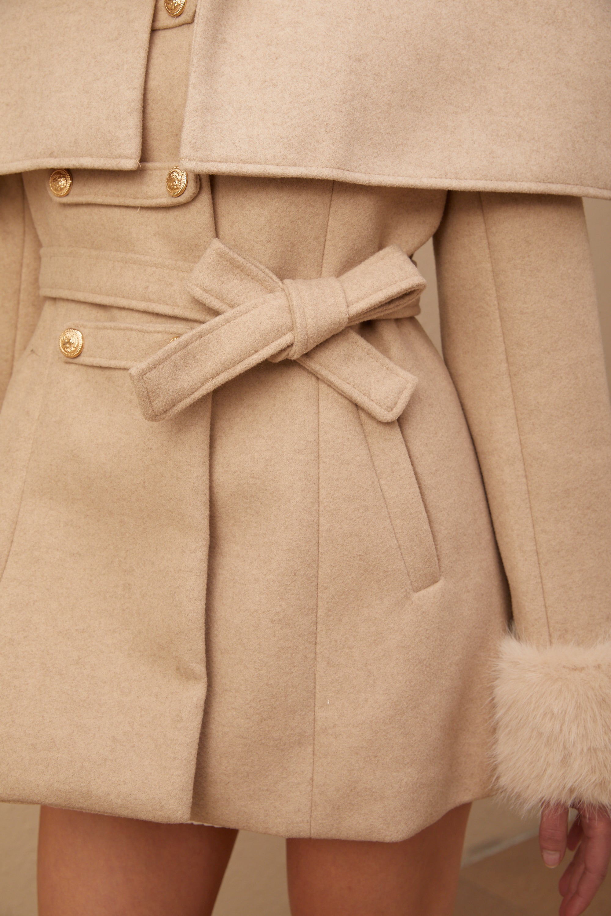 Παλτό Rosella Από Ψεύτικη Γούνα Με Αφαιρούμενη Κάπα