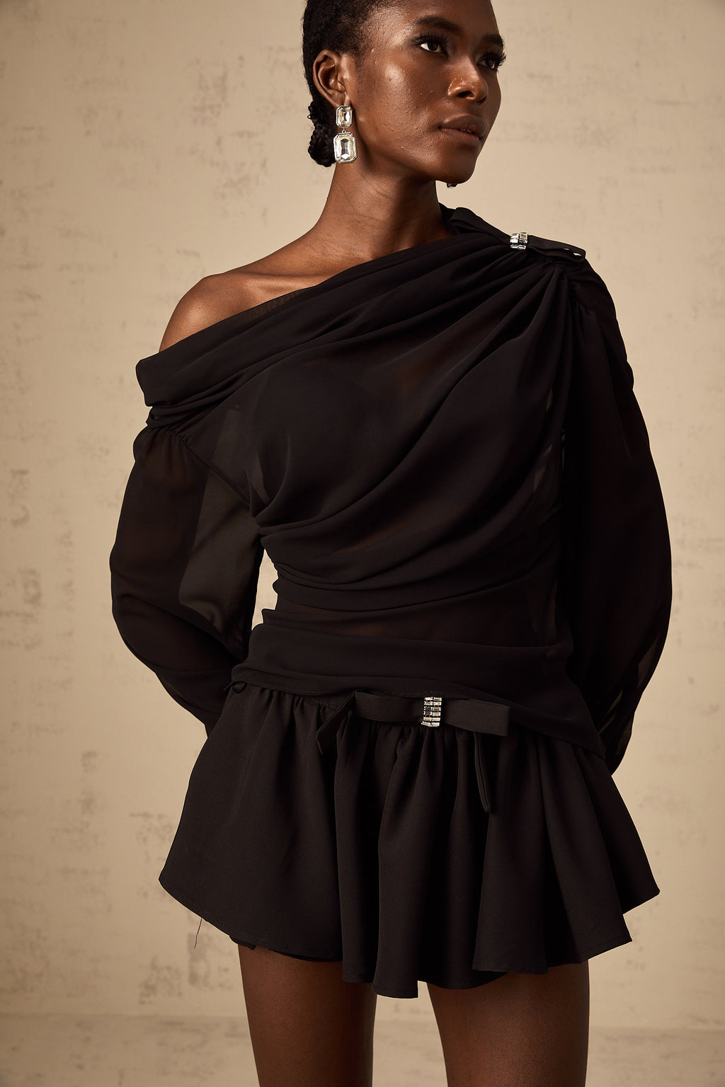 Σετ Μπλούζας Και Φούστας Andrea Από Ασύμμετρο Τούλι