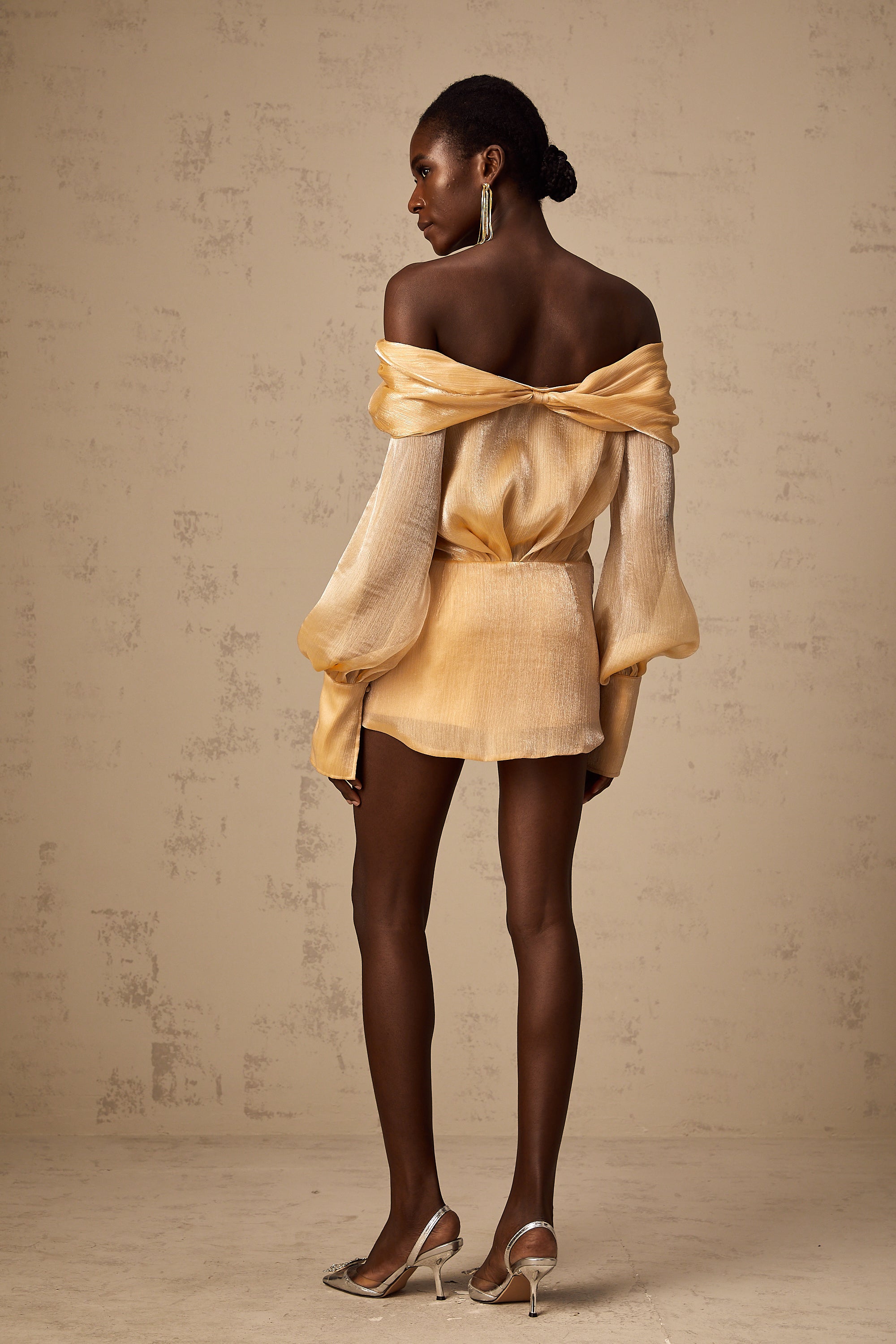 Μίνι Φόρεμα Adelina Με Χρυσό Κρύσταλλο Και Πάνελ