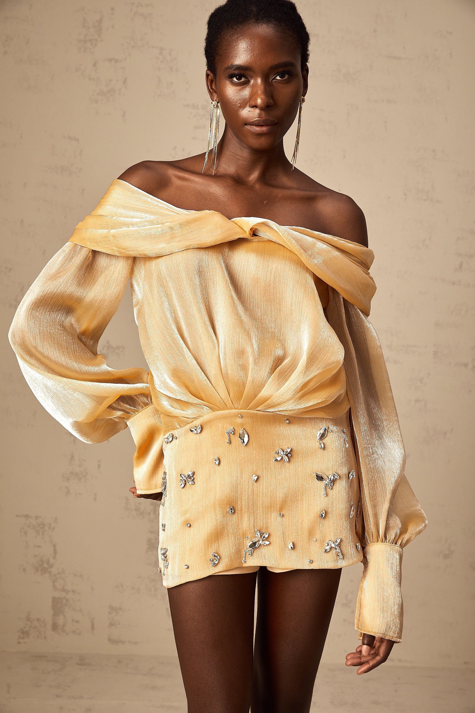 Μίνι Φόρεμα Adelina Με Χρυσό Κρύσταλλο Και Πάνελ