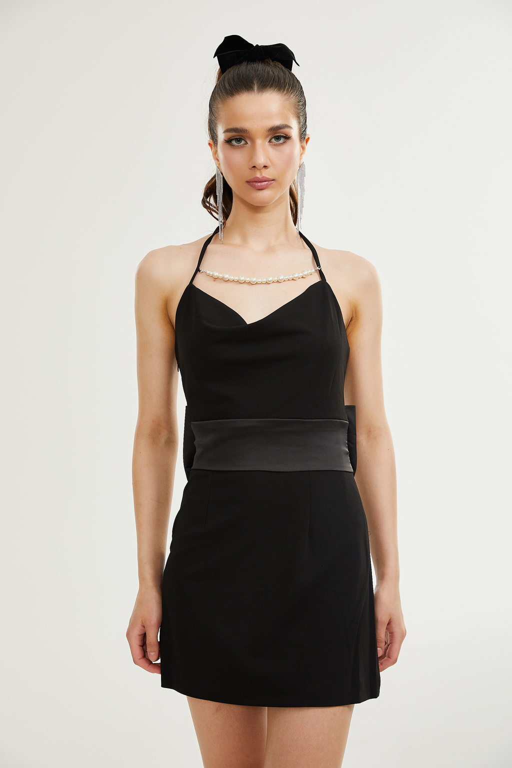 Μίνι Φόρεμα Filomena Με Ψεύτικο Φιόγκο Και Λεπτομέρειες Από Μαργαριτάρι