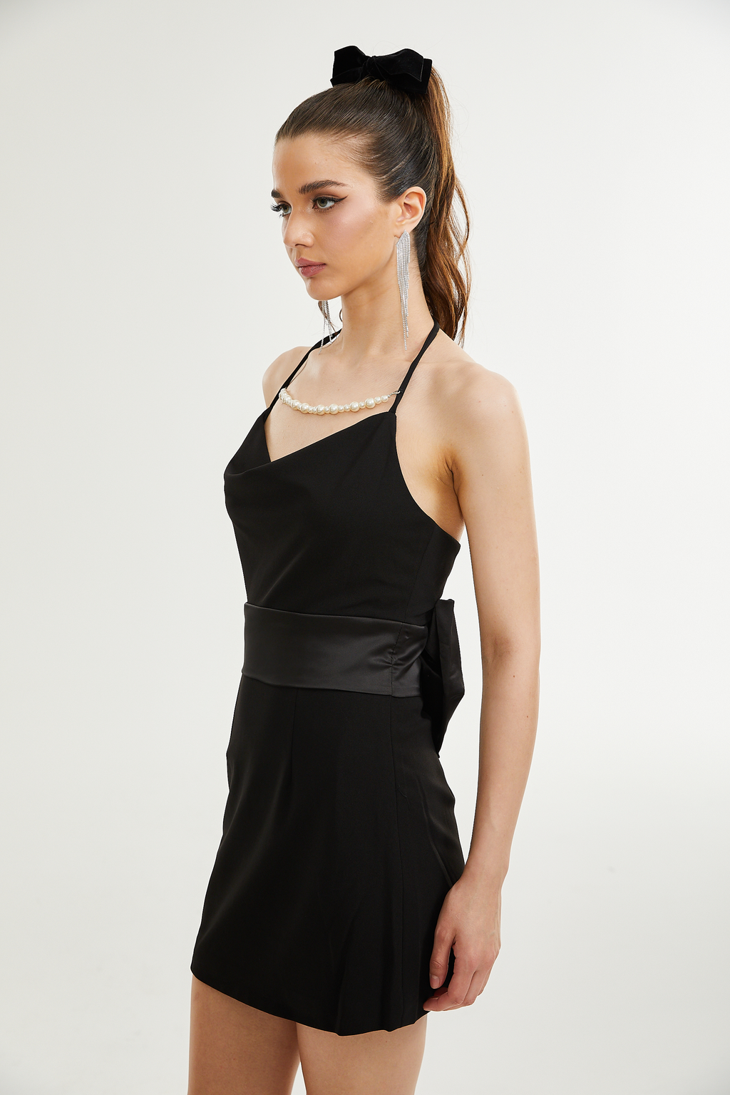 Μίνι Φόρεμα Filomena Με Ψεύτικο Φιόγκο Και Λεπτομέρειες Από Μαργαριτάρι