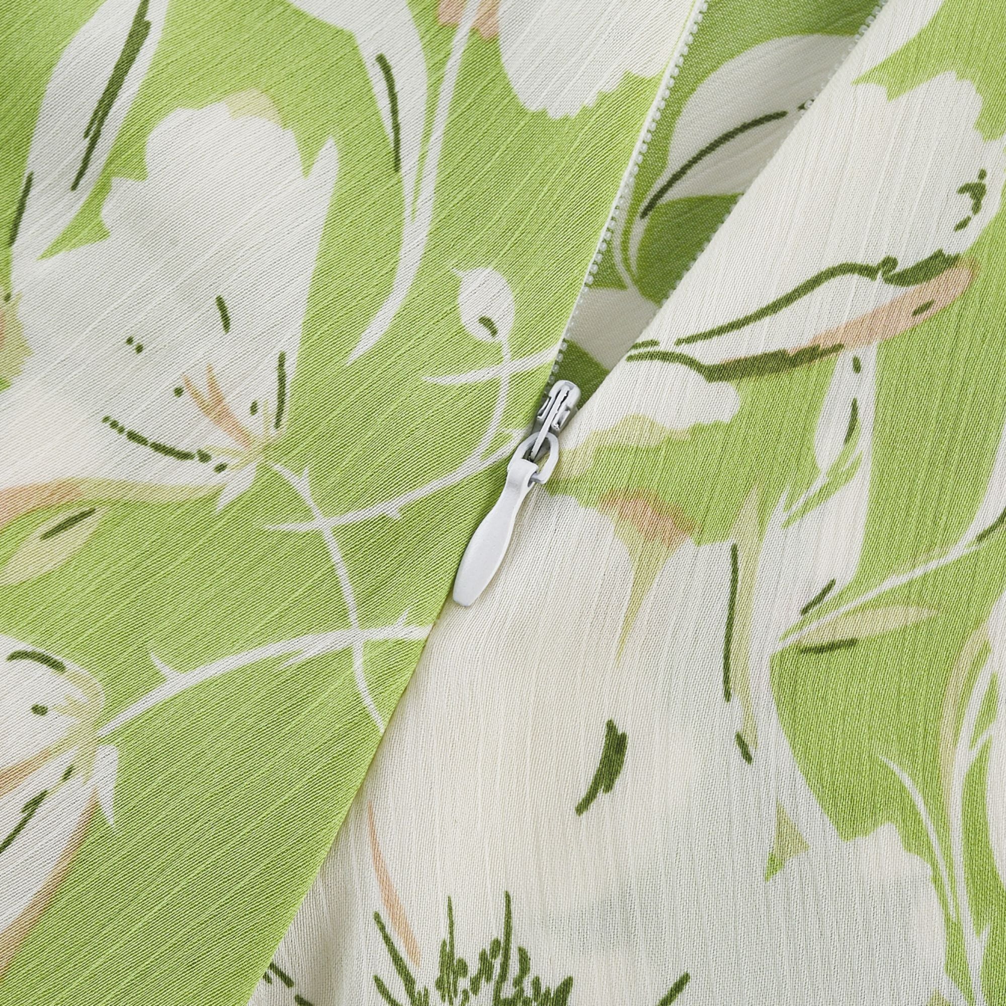 Φόρεμα Μίντι Με Φλοράλ Μοτίβο Eva Και Κεντημένο Κρύσταλλο