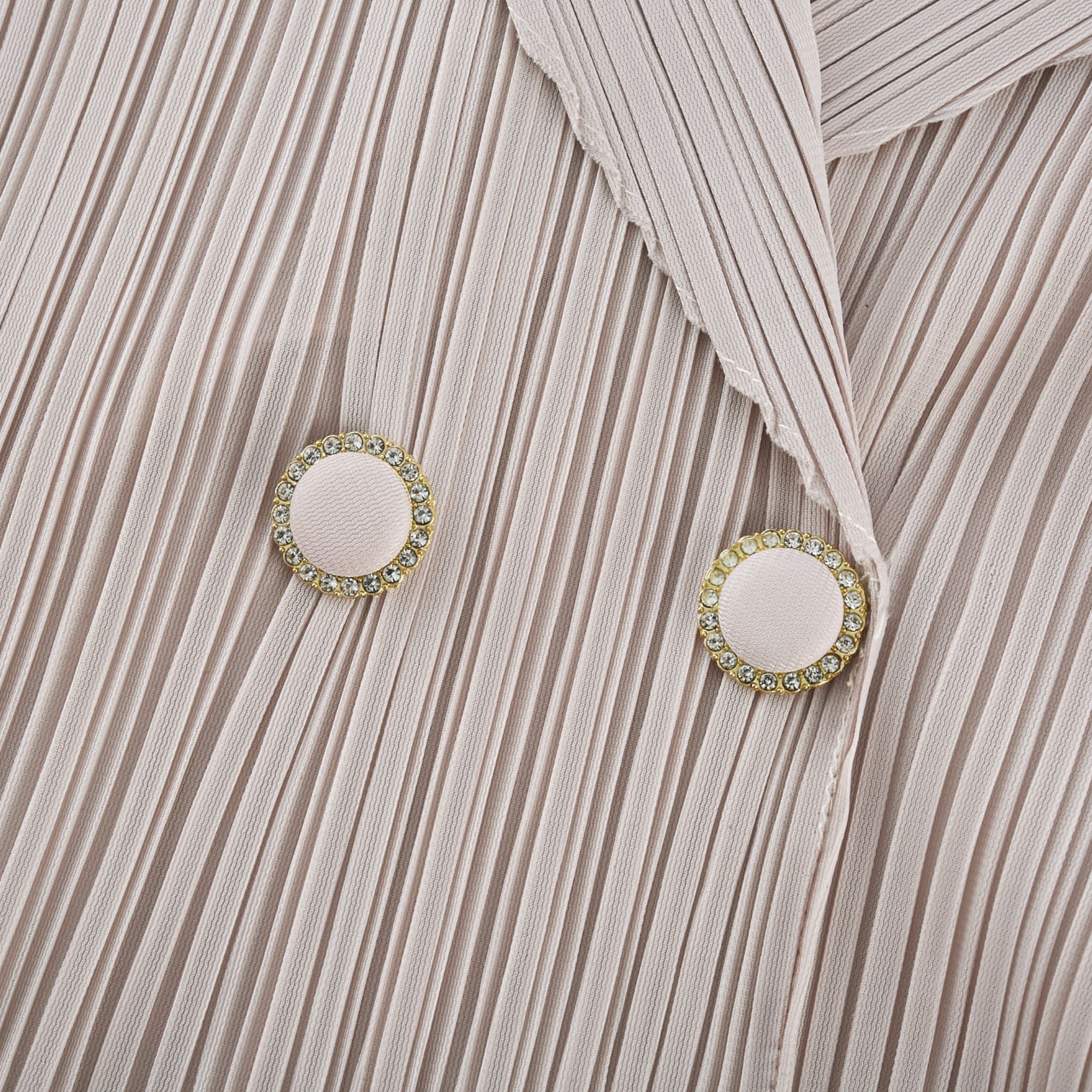 Φόρεμα Μίντι Με Στρώσεις Και Πλισέ Prints Από Τη Marjolaine