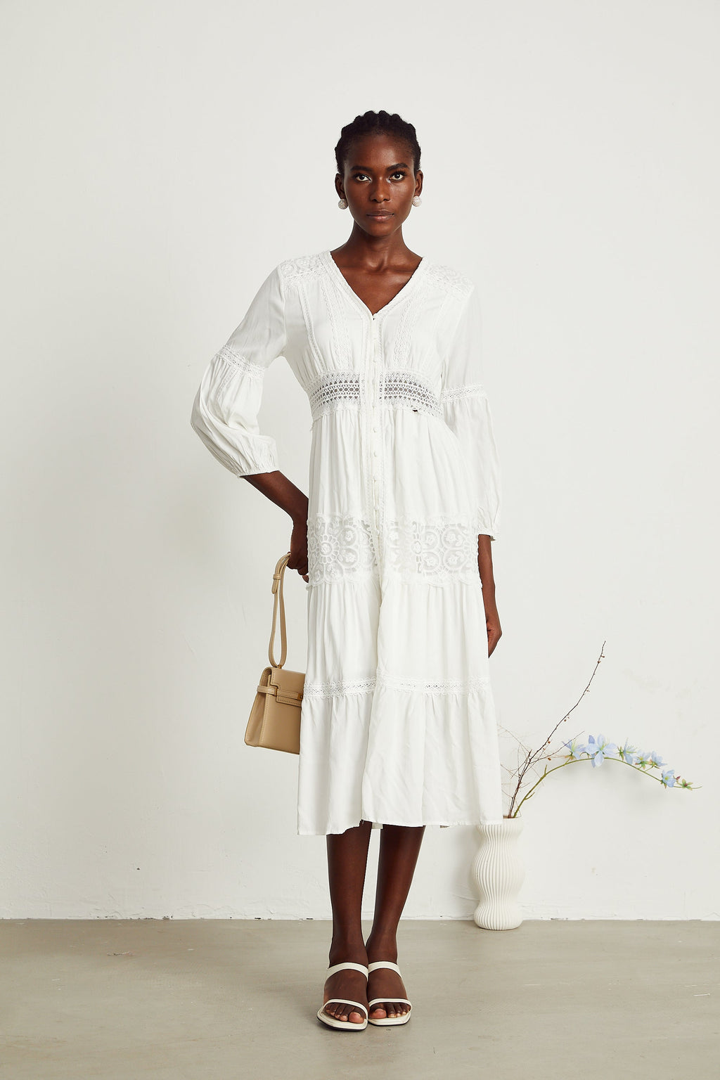 Φόρεμα Μίντι Με Δαντέλα Και Φλοράλ Κέντημα Geneviève