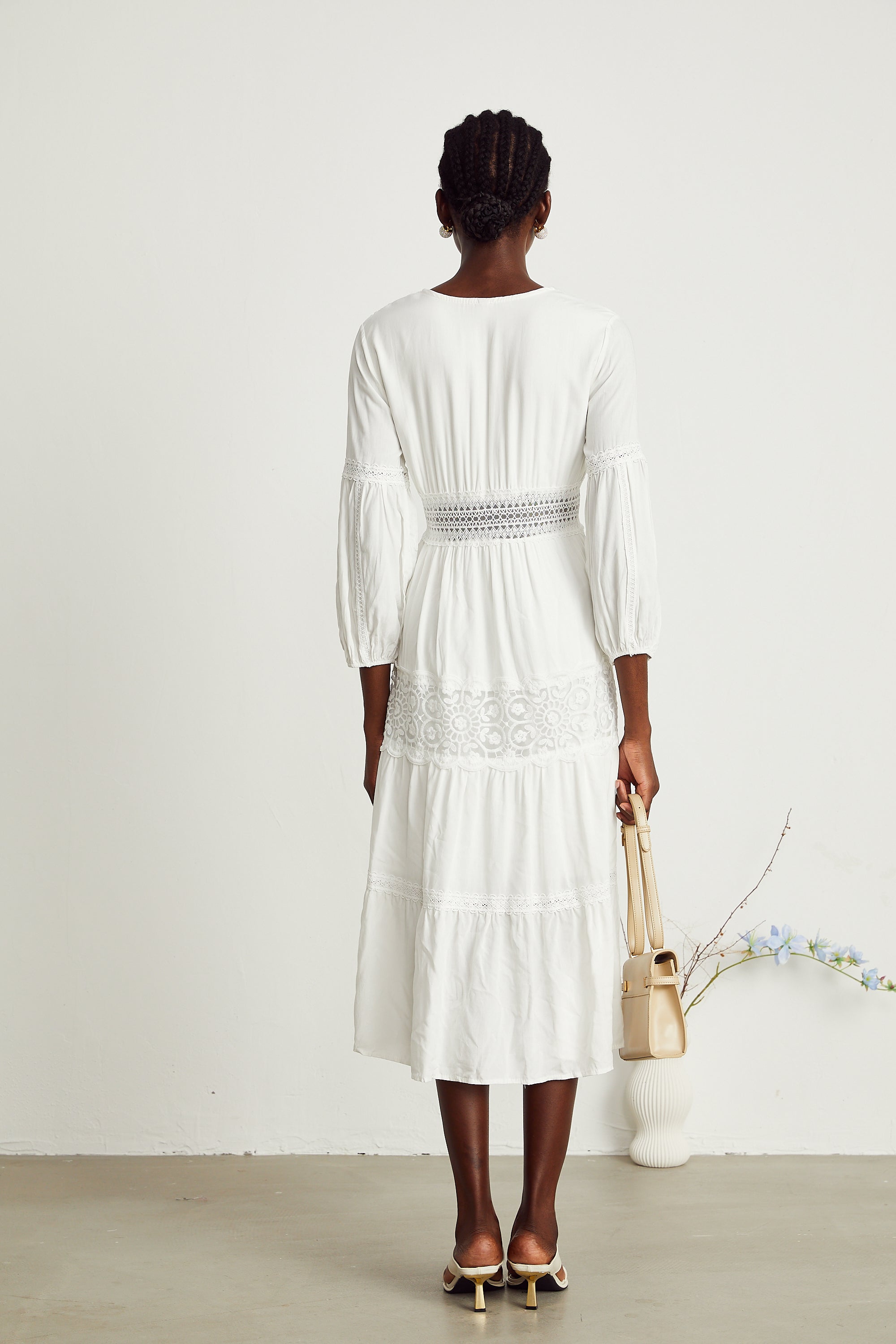 Φόρεμα Μίντι Με Δαντέλα Και Φλοράλ Κέντημα Geneviève