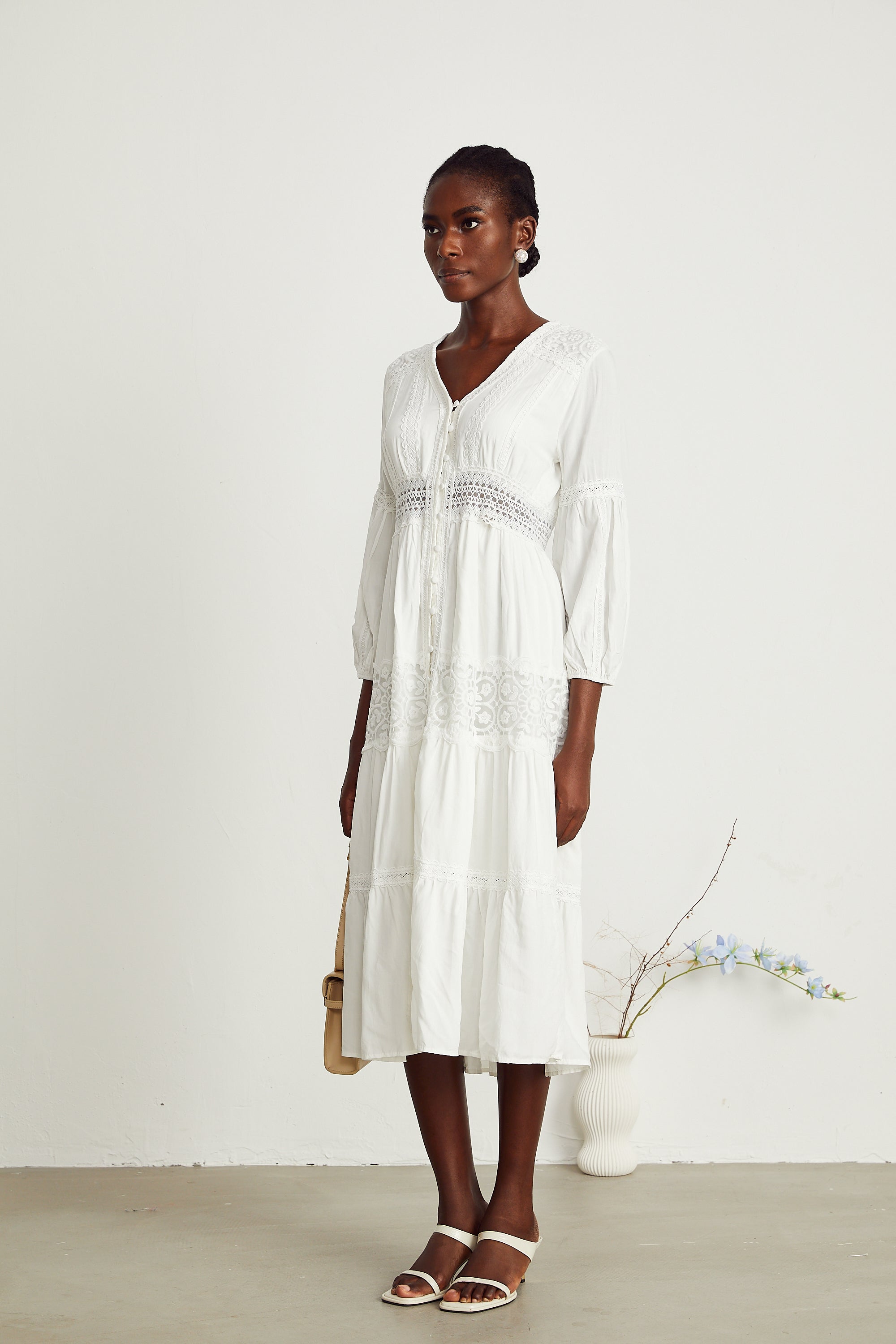 Φόρεμα Μίντι Με Δαντέλα Και Φλοράλ Κέντημα Geneviève