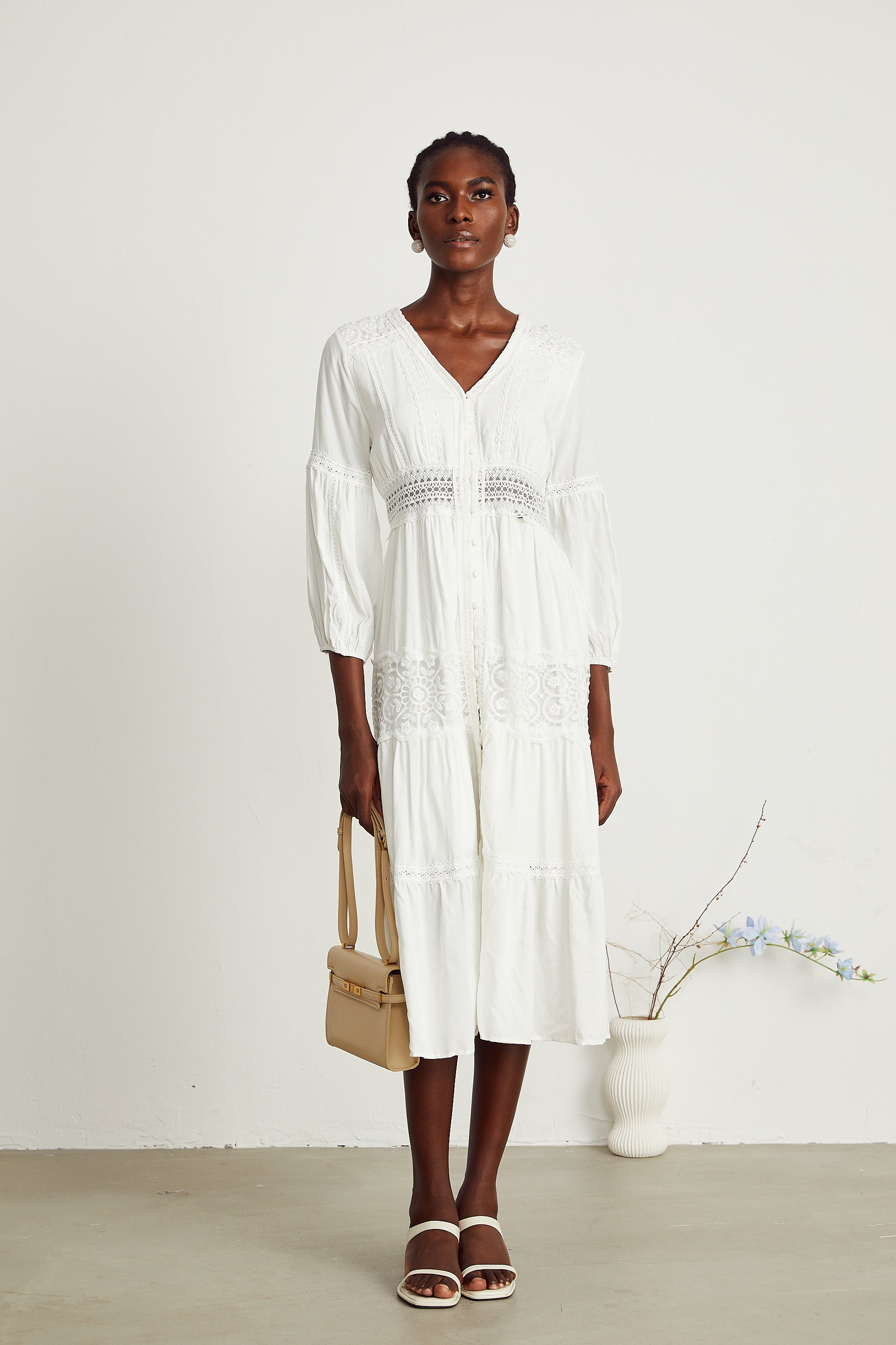 Φόρεμα Μίντι Με Δαντέλα Και Φλοράλ Κέντημα Geneviève